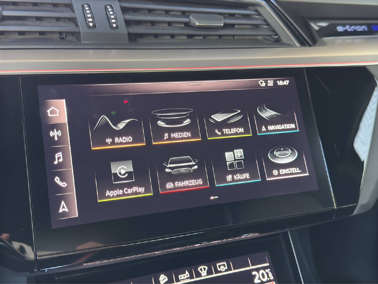 AUDI e-tron Sportback 50 S Line quattro-image-16