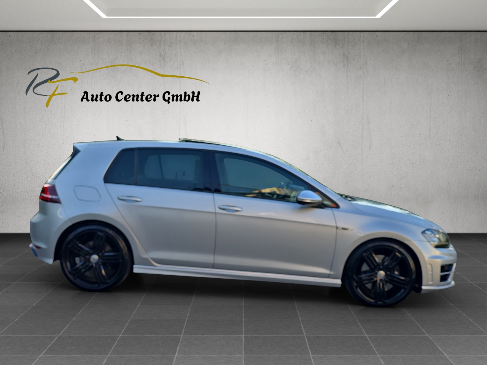VW Golf 2.0 TSI R 4Motion DSG-image-7
