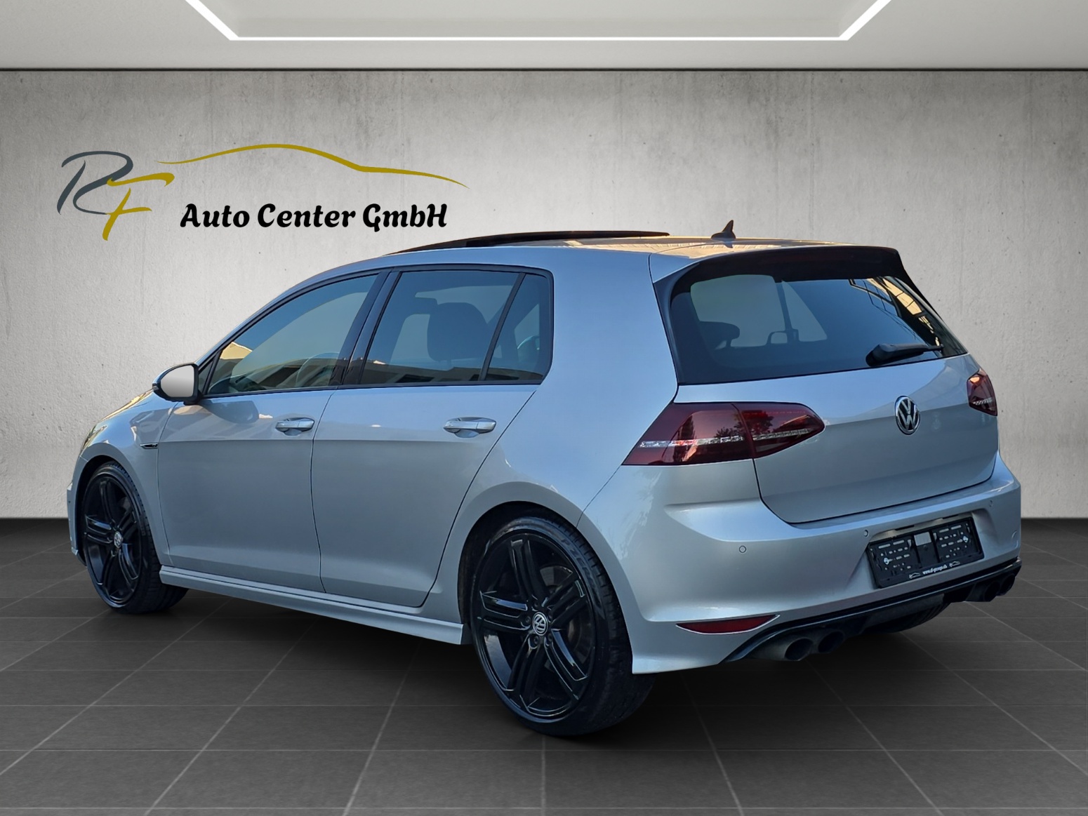 VW Golf 2.0 TSI R 4Motion DSG-image-3