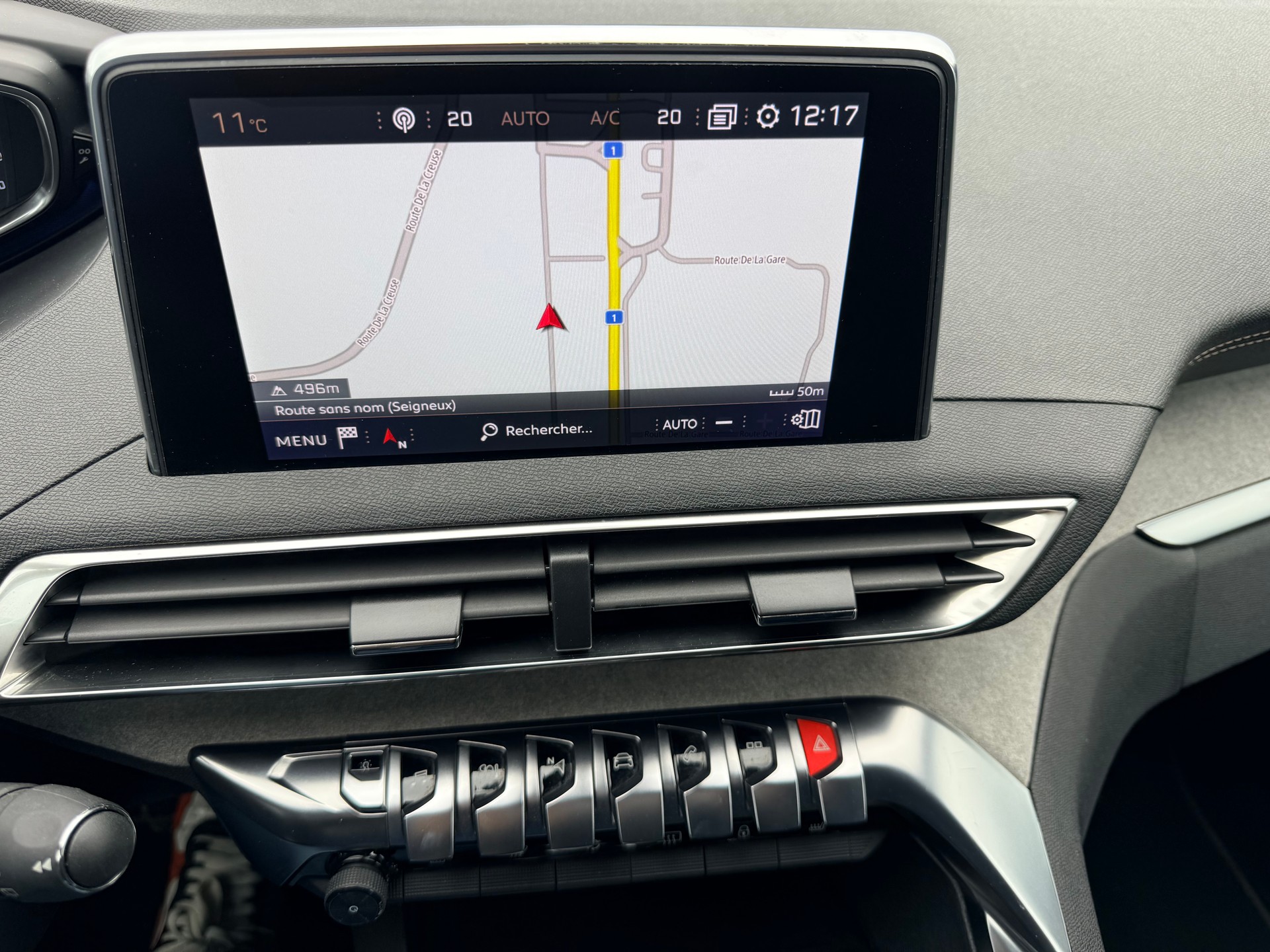 PEUGEOT 3008 2.0 BlueHDi GT EAT-image-14