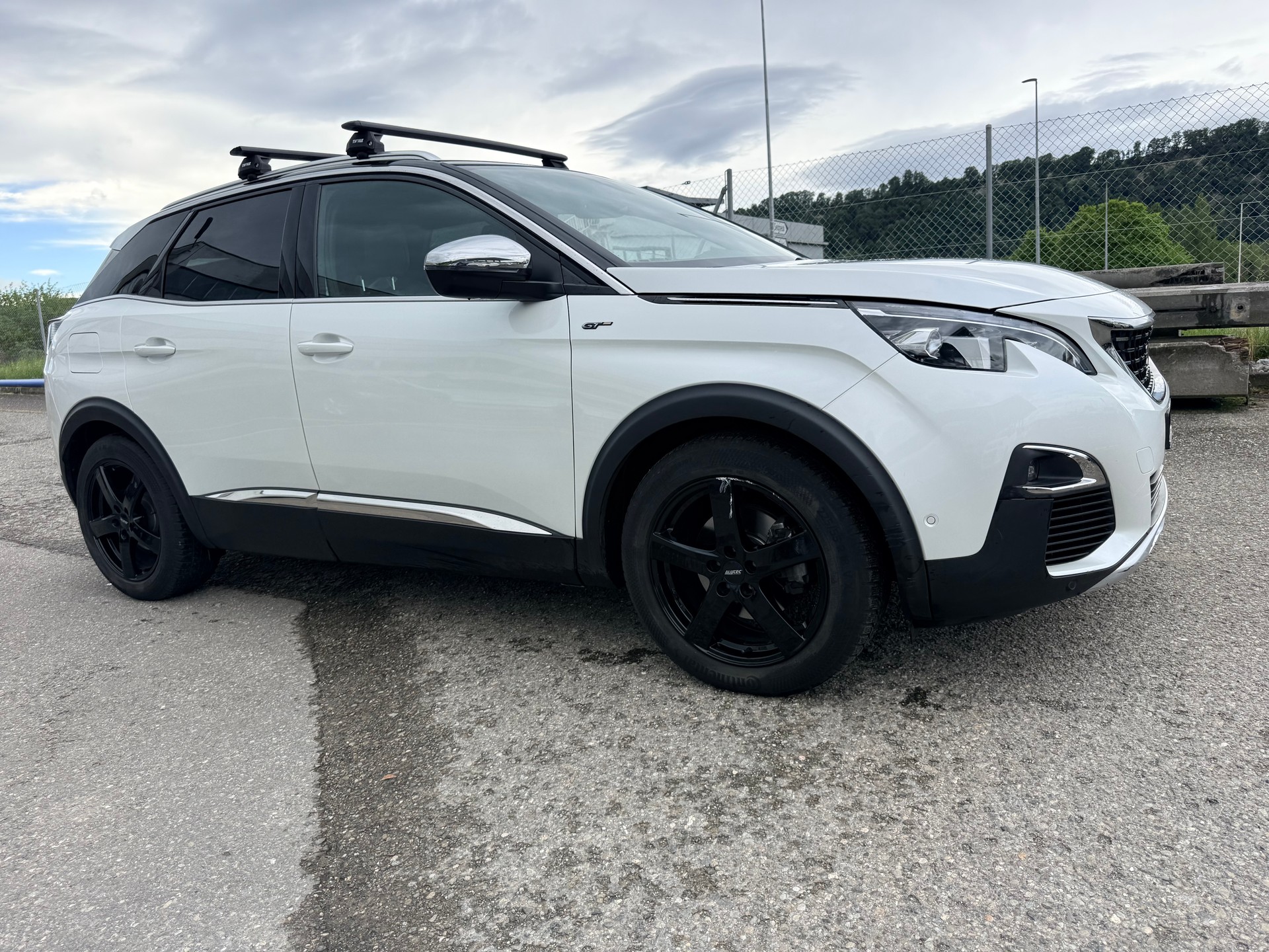 PEUGEOT 3008 2.0 BlueHDi GT EAT-image-4