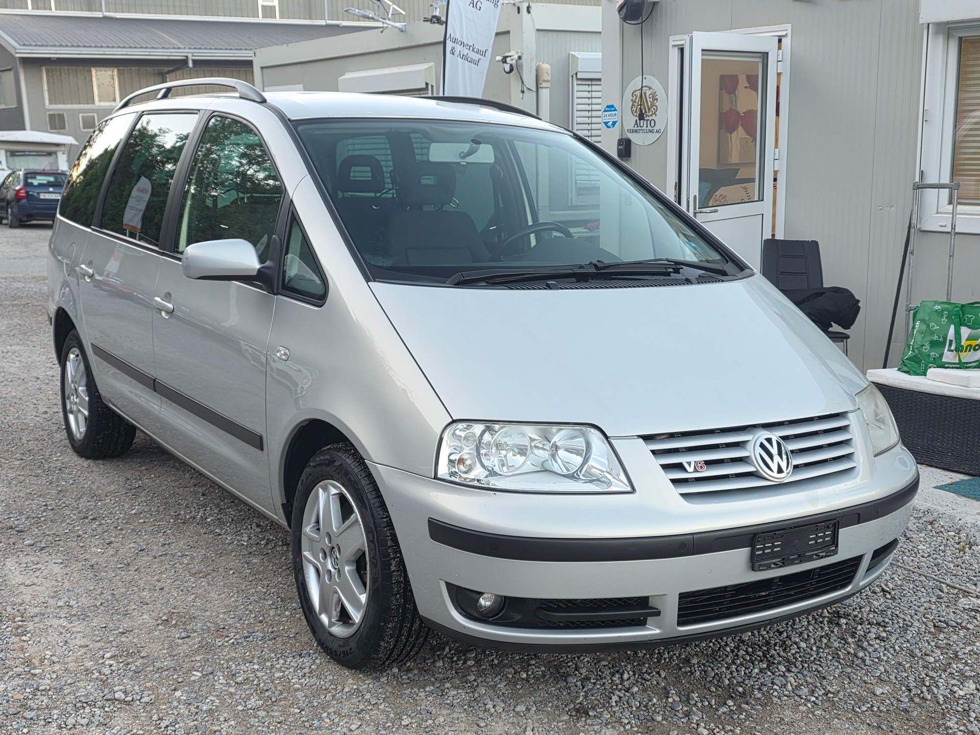 VW Sharan 2.8 V6 Automat / 7-Platz / Frisch ab MFK / Frisch ab Service / Gratis Lieferung ***-image-6