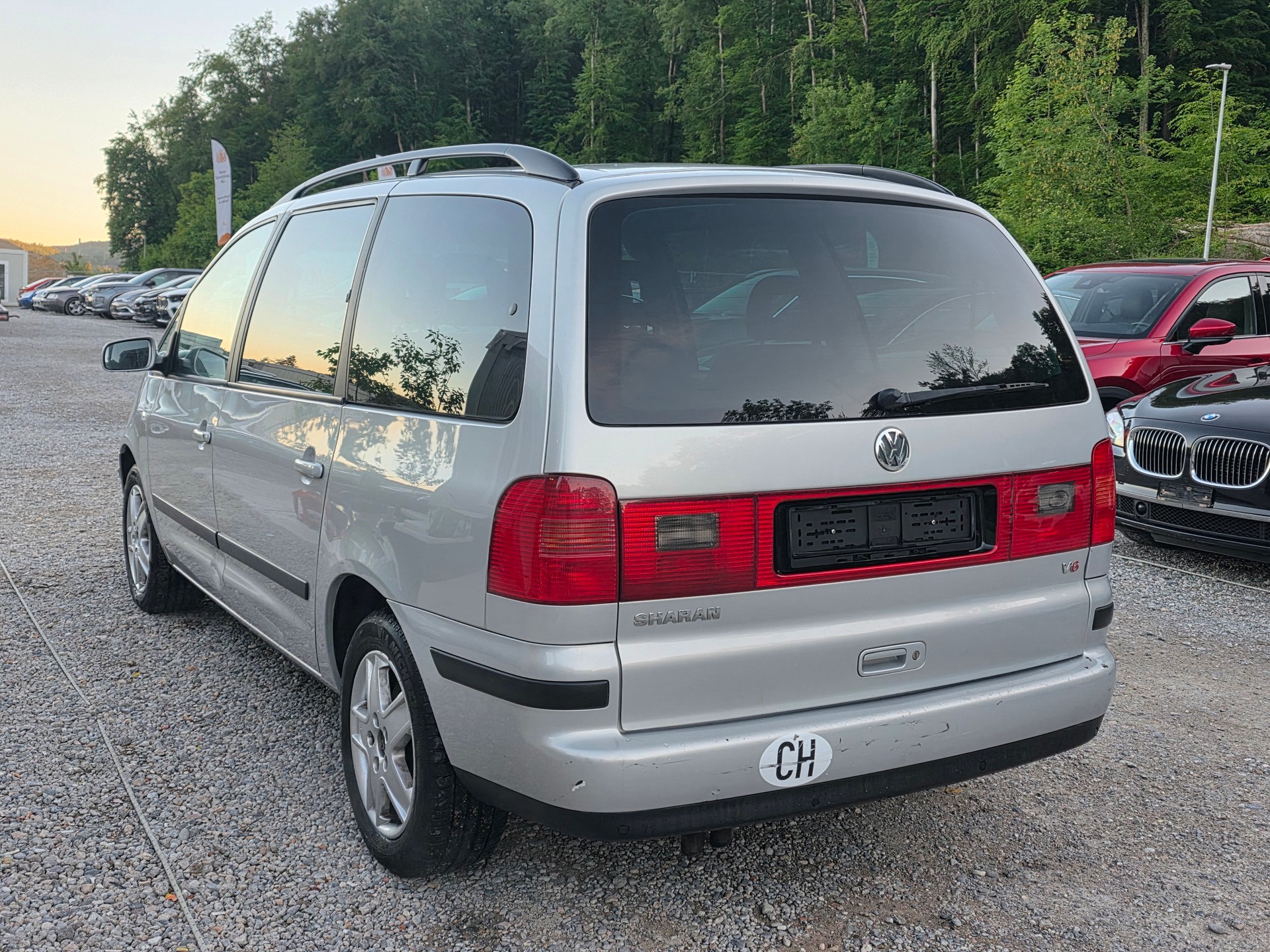 VW Sharan 2.8 V6 Automat / 7-Platz / Frisch ab MFK / Frisch ab Service / Gratis Lieferung ***-showroom-element-2