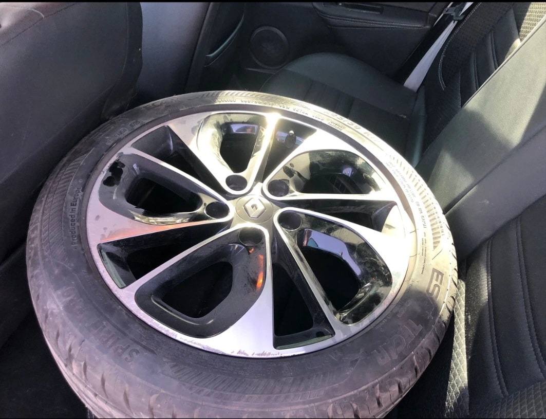 RENAULT Mégane 1.2 16V Turbo Bose-image-11