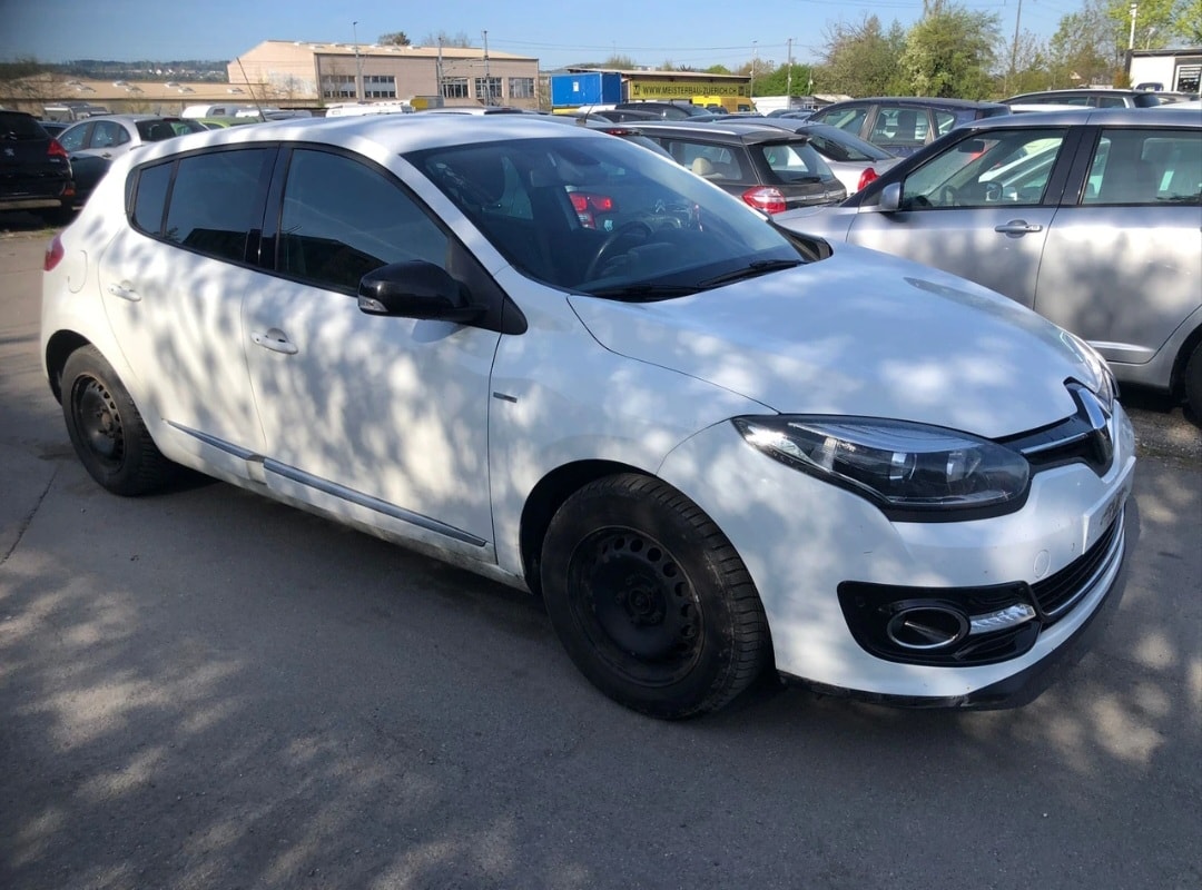 RENAULT Mégane 1.2 16V Turbo Bose-image-1