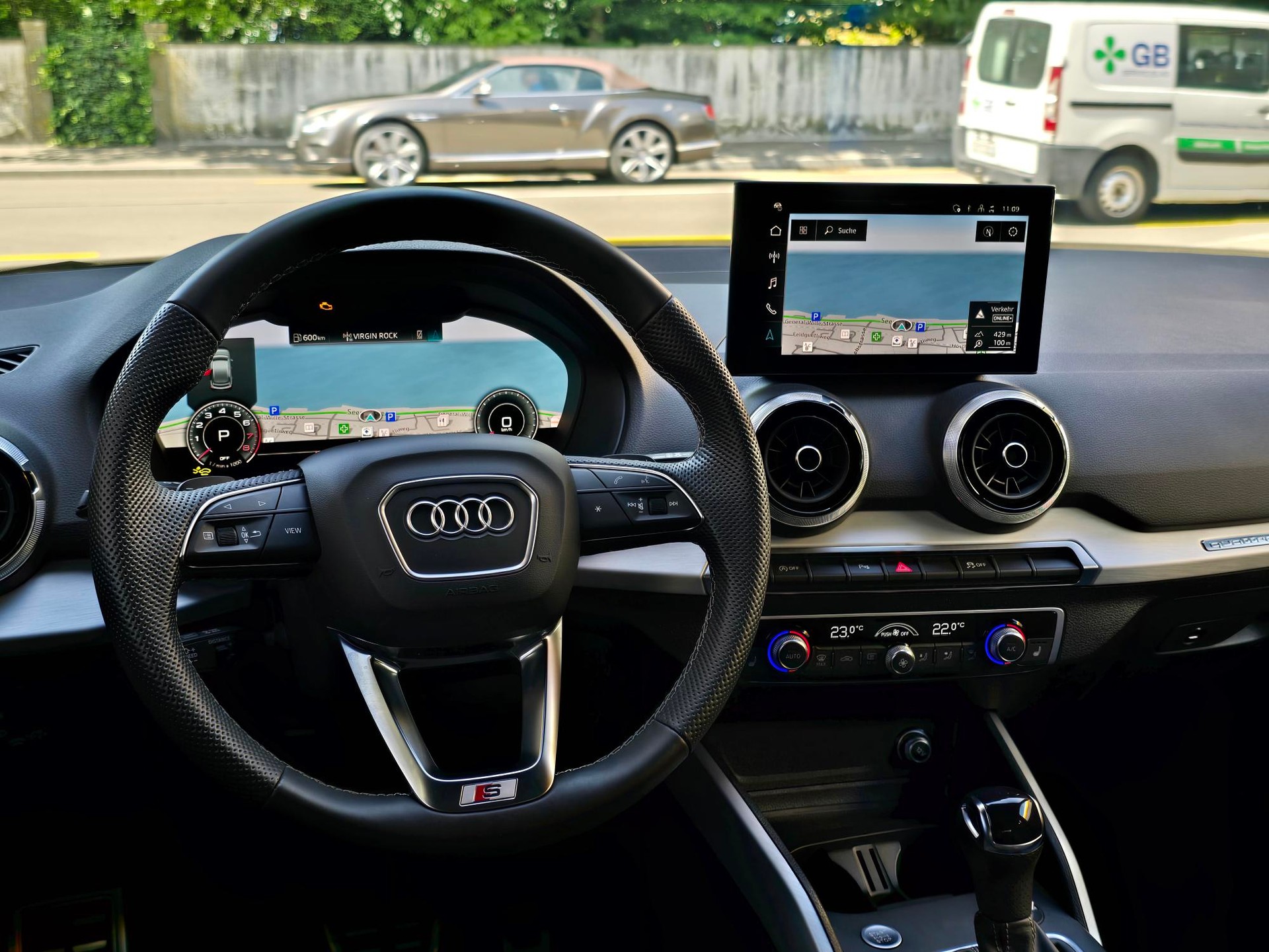 AUDI Q2 40 TFSI S line quattro S-tronic-image-6
