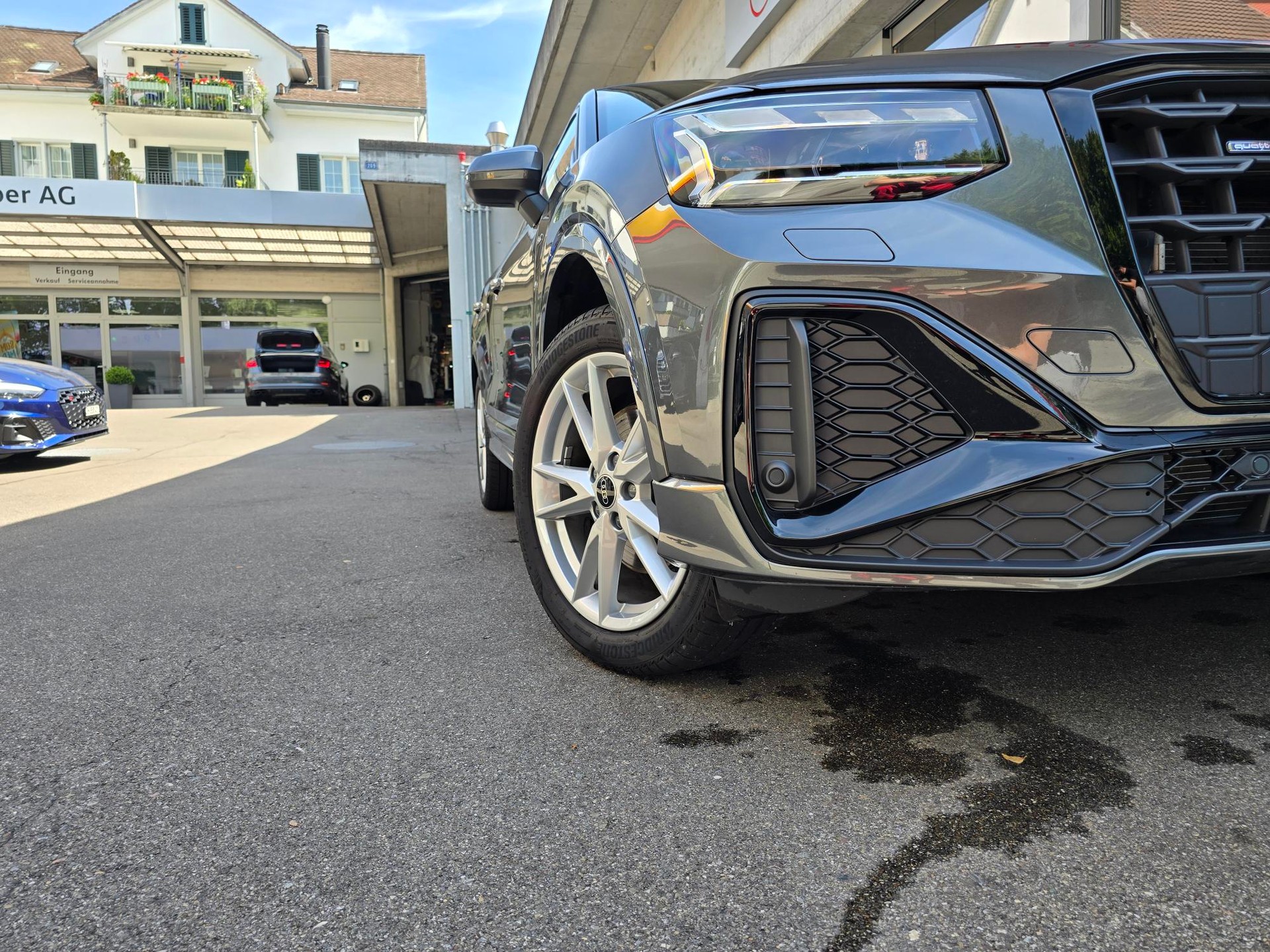 AUDI Q2 40 TFSI S line quattro S-tronic-image-15