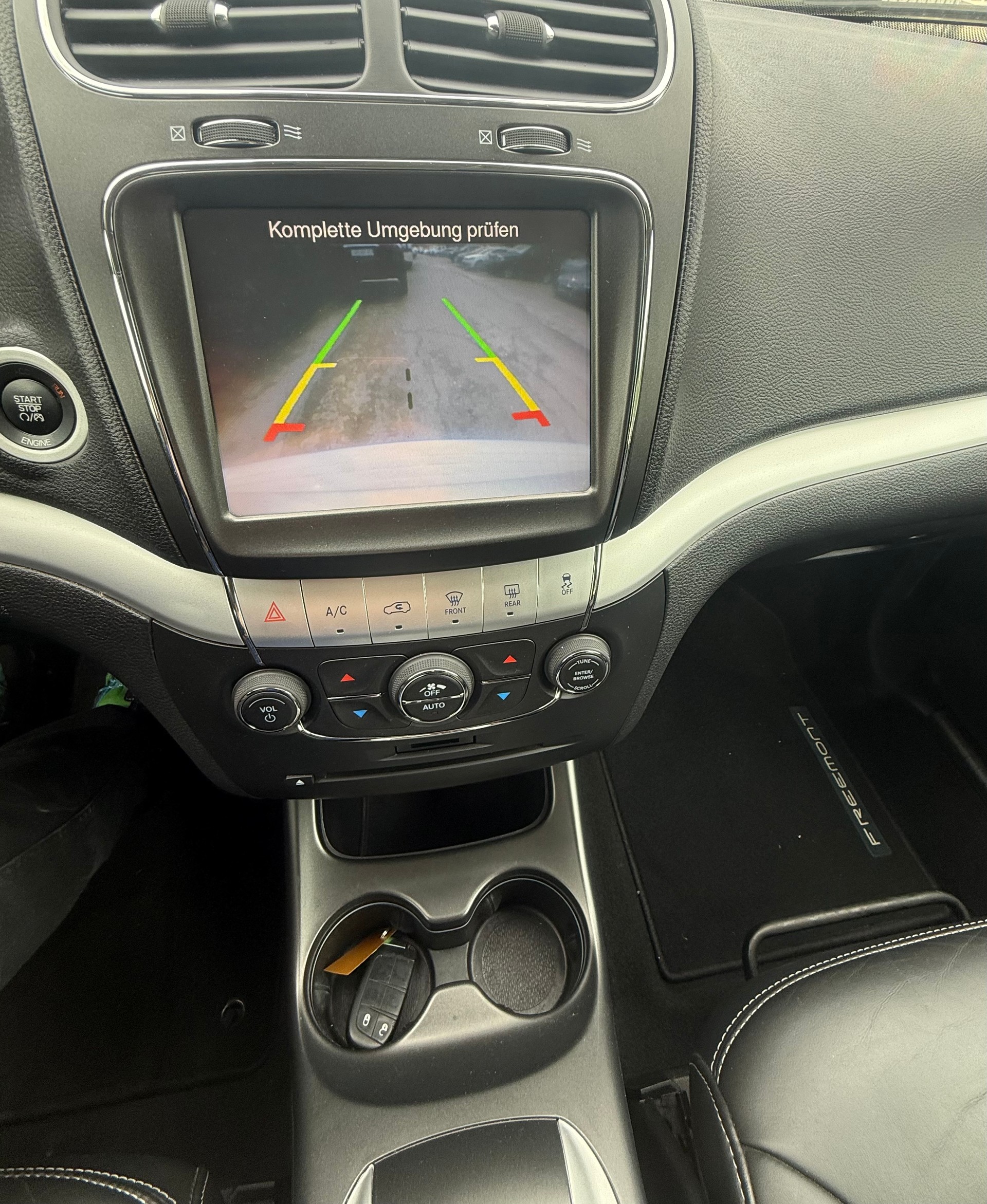 FIAT Freemont 2.0 MJ Black Code AWD Automat frisch ab MfK-image-9