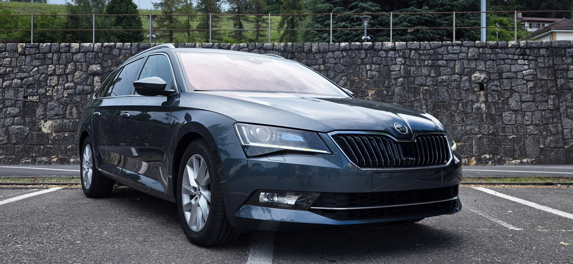 SKODA Superb Combi 2.0 TDI DSG