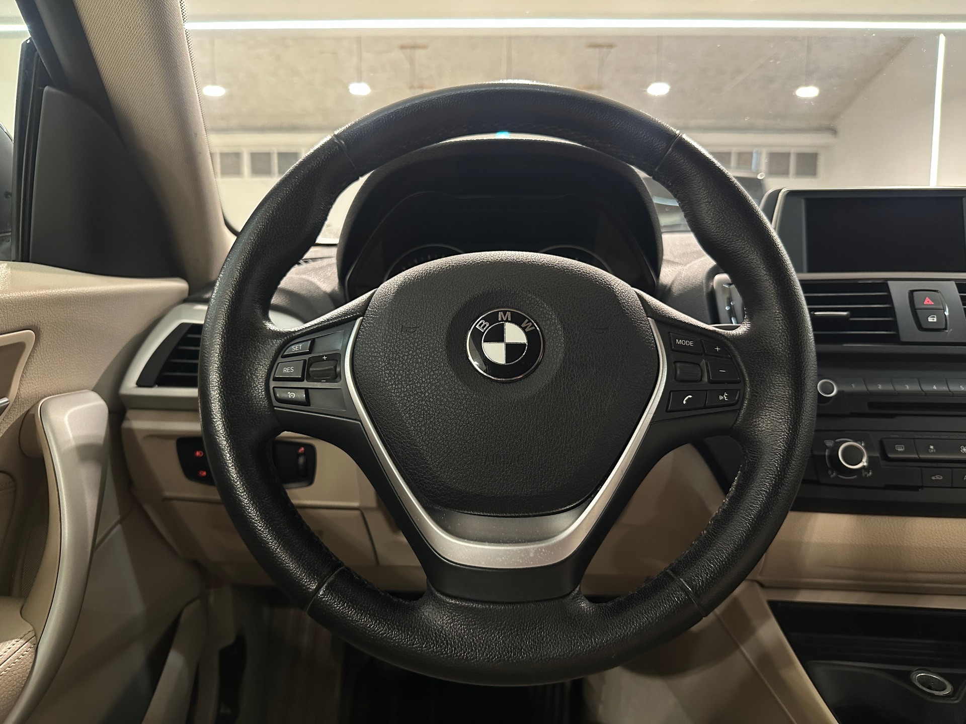 BMW 116i Urban Line-image-19