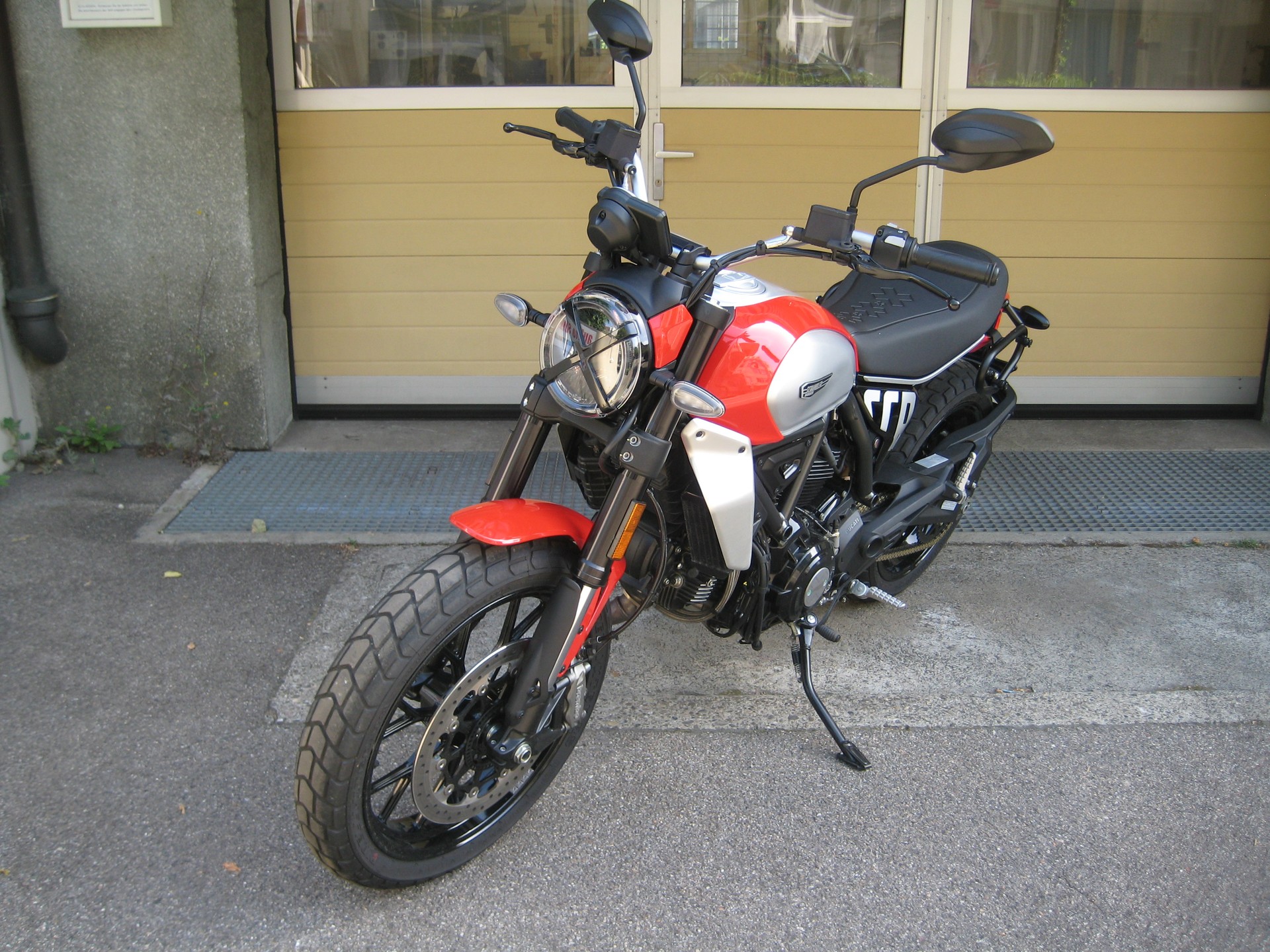 DUCATI Scrambler 803 Icon-image-1
