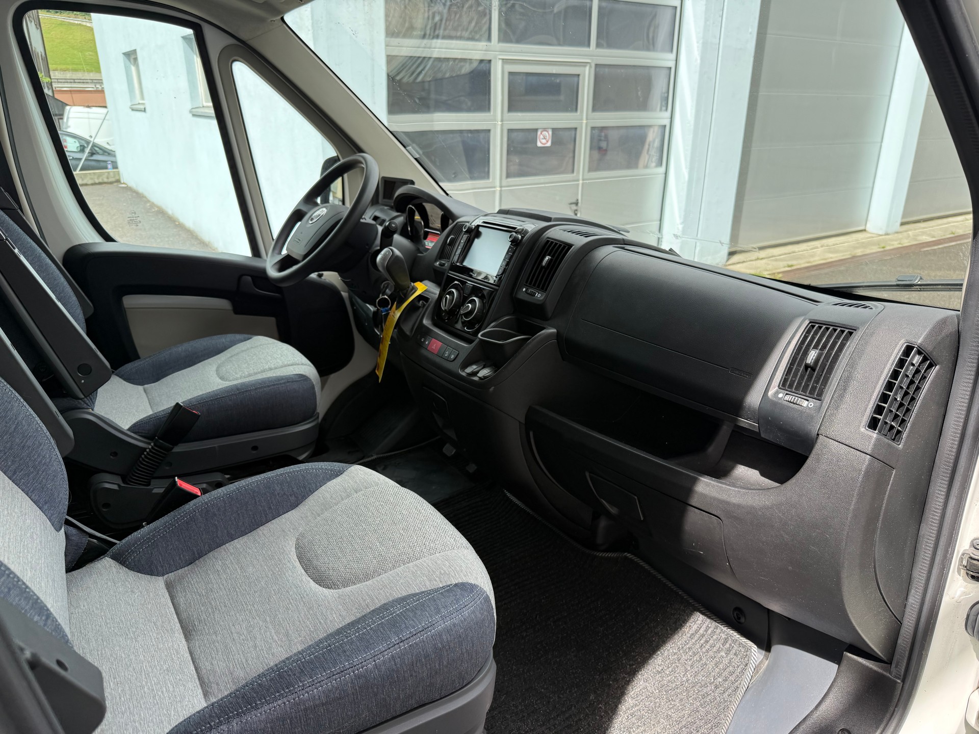 FIAT Adria S-Serie S 70SL-image-10