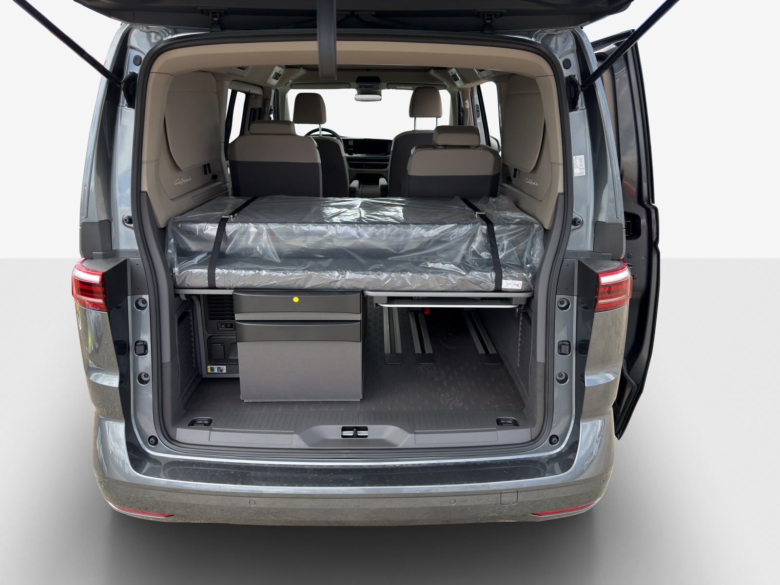 VW California eHybrid Beach Tour 4Motion-image-12