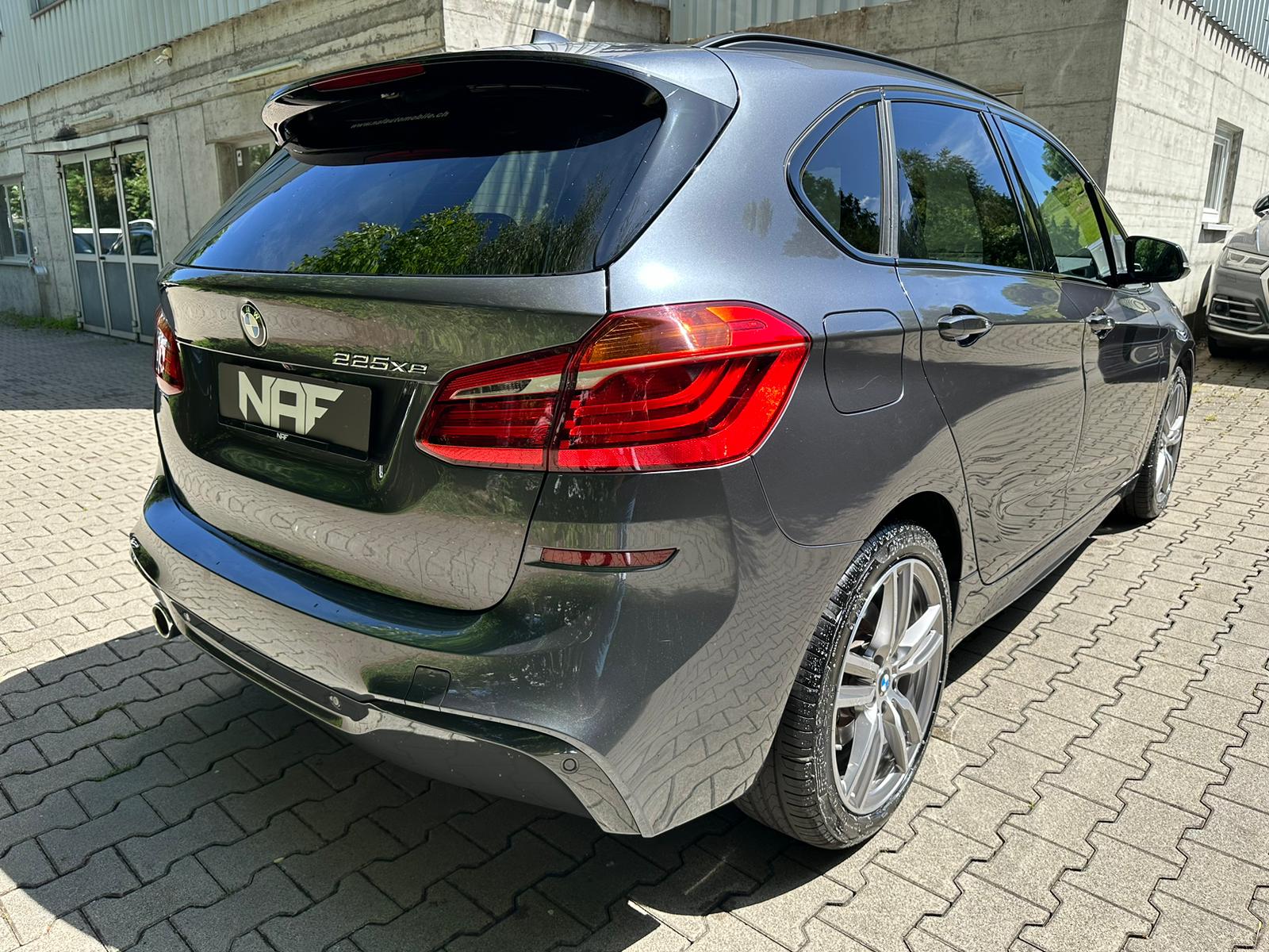 BMW 225xe iPerformance Active Tourer M Sport Steptronic-image-4