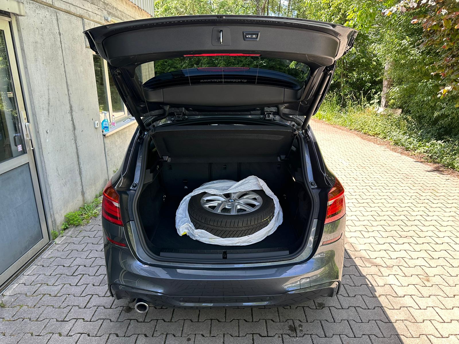 BMW 225xe iPerformance Active Tourer M Sport Steptronic-image-11