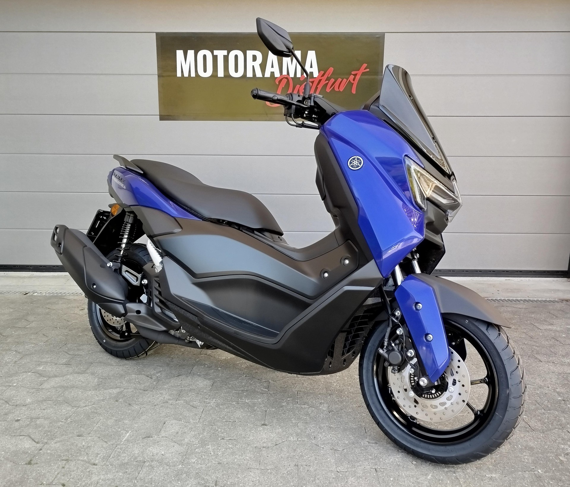 YAMAHA GPD125A N-Max-image-1