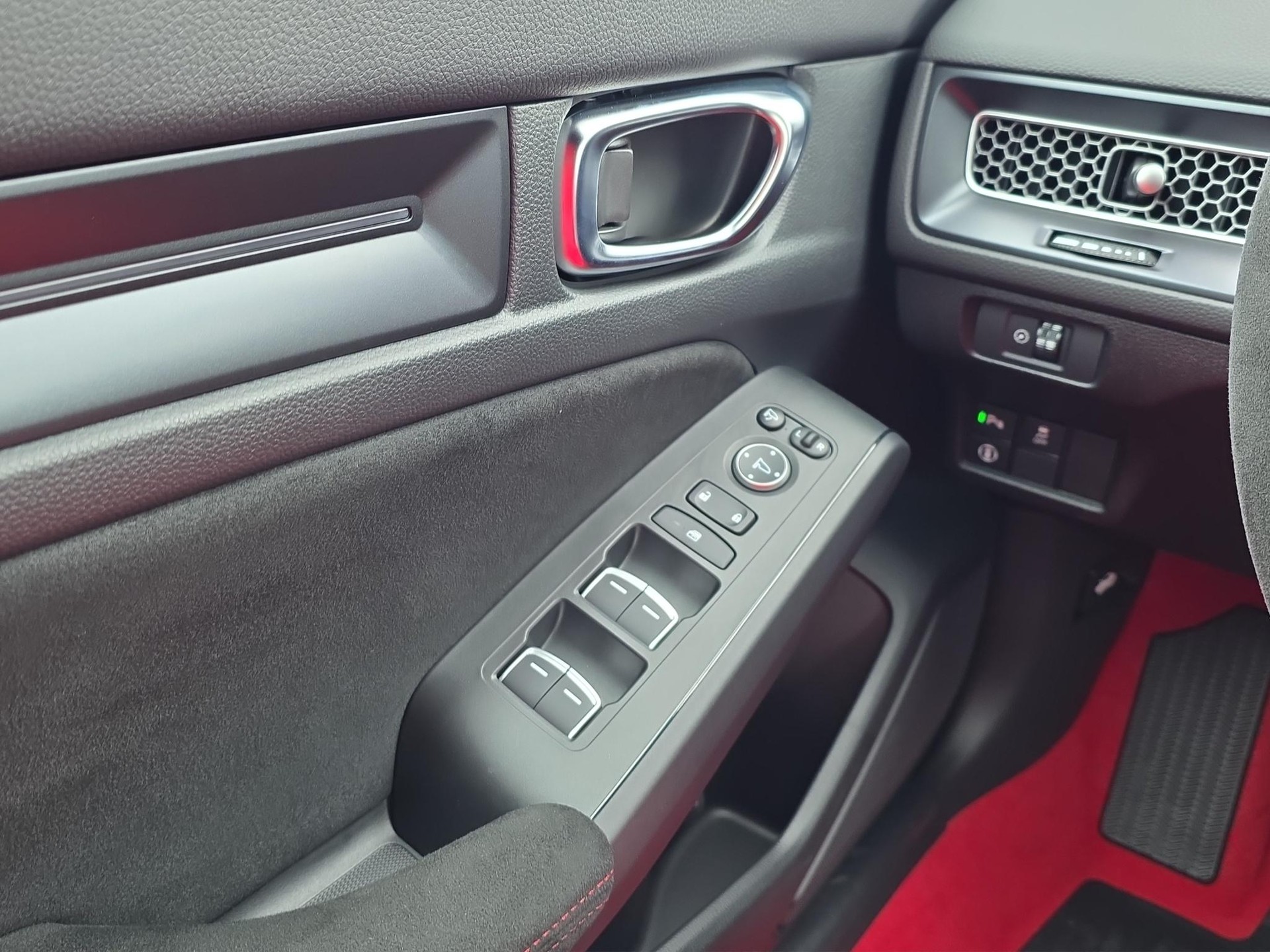 HONDA Civic 2.0 VTEC Type R-image-11