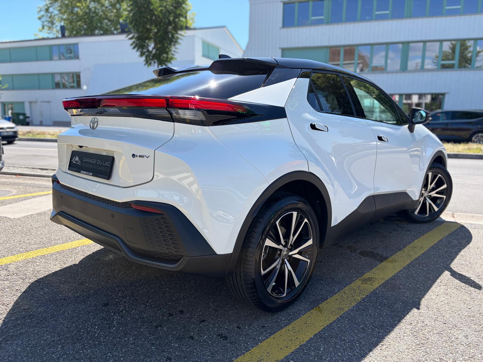 TOYOTA C-HR 1.8 HSD CVT Trend-showroom-element-3