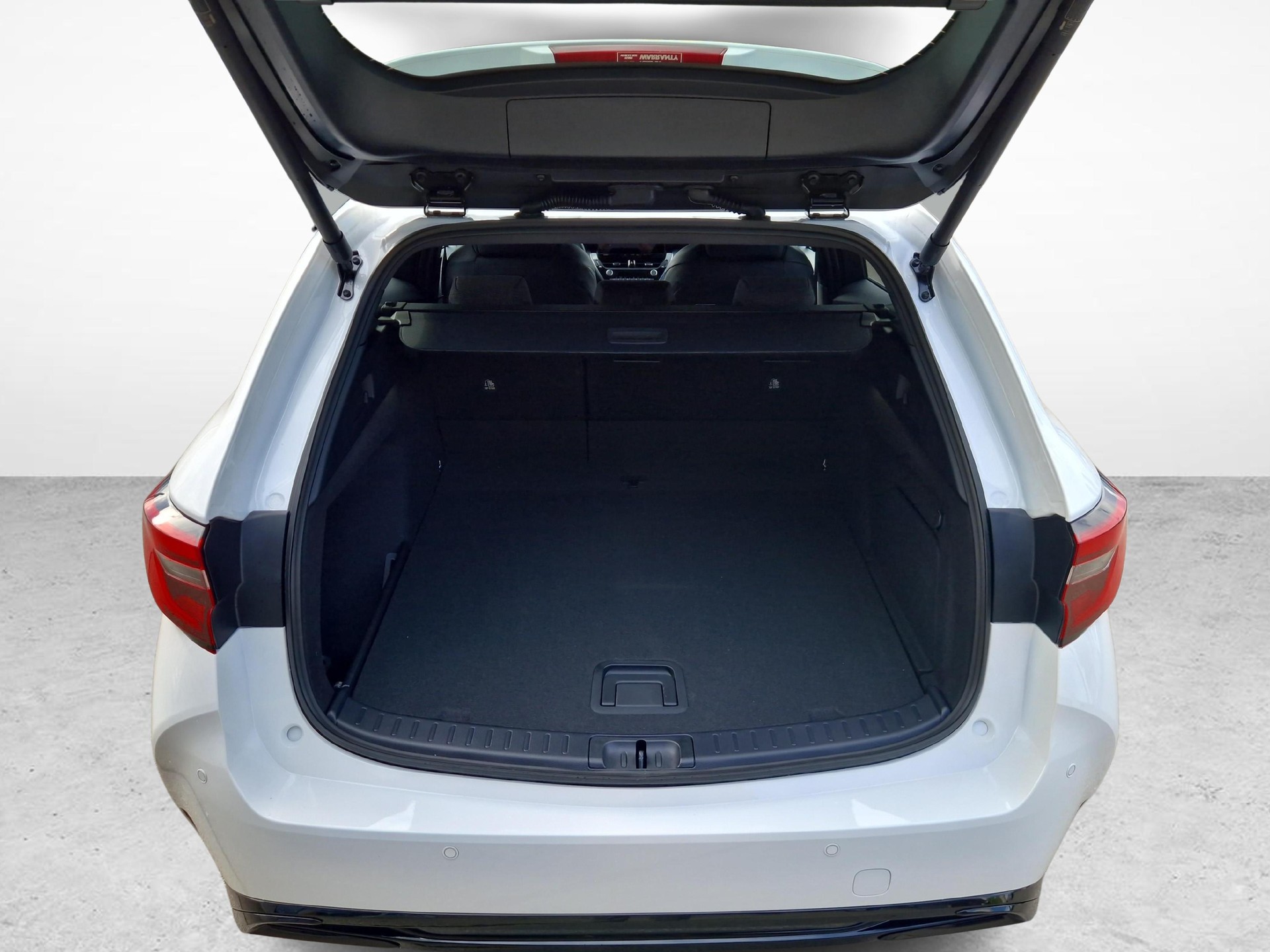 TOYOTA Corolla Touring Sports 2.0 HSD Swiss Edition-image-11