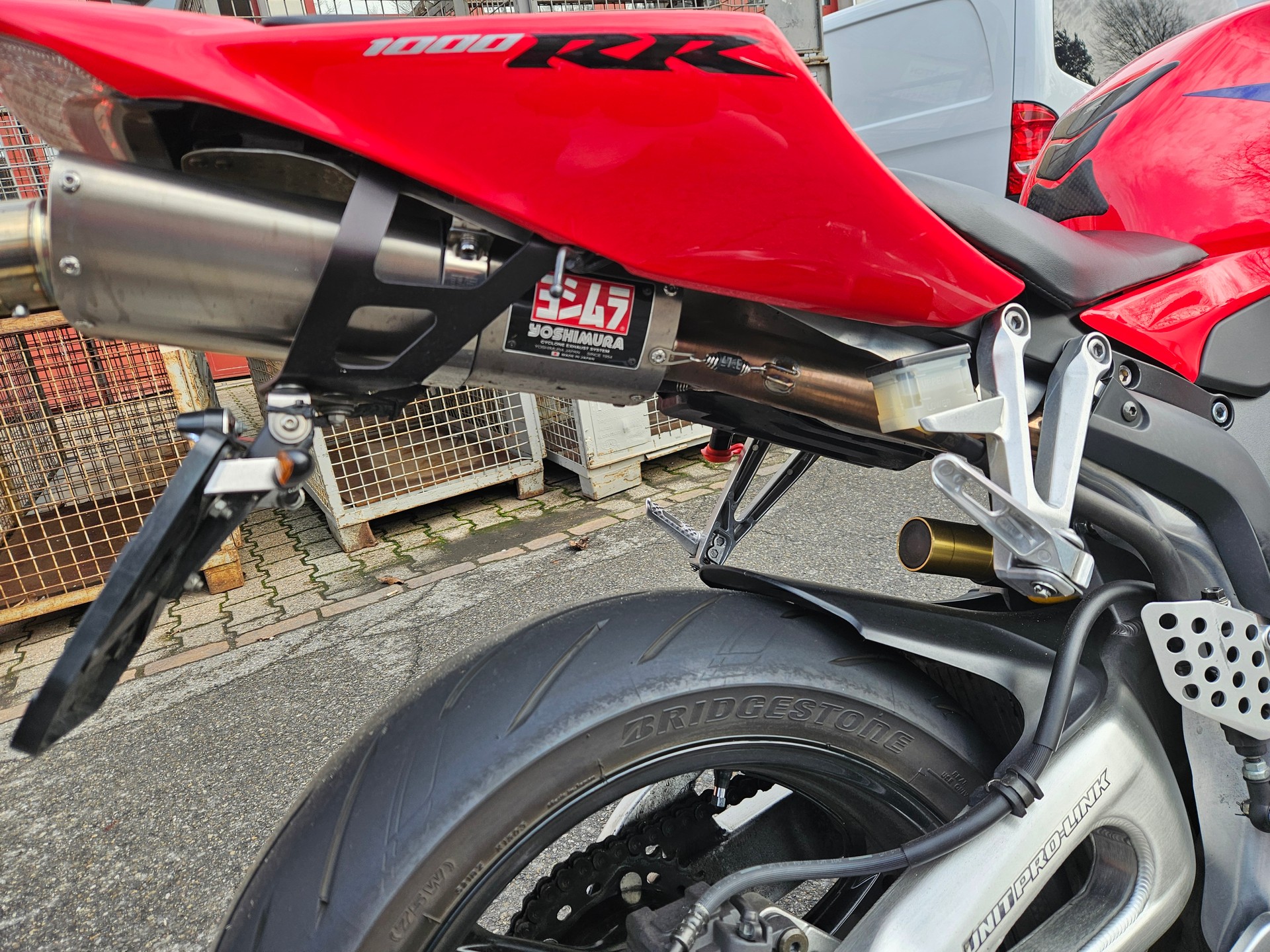 HONDA CBR 1000 RR-image-4
