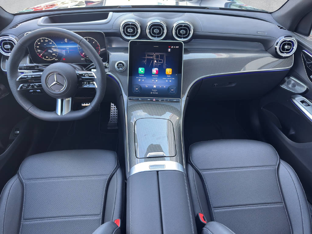 MERCEDES-BENZ GLC 220 d AMG Line 4Matic Coupé-image-13