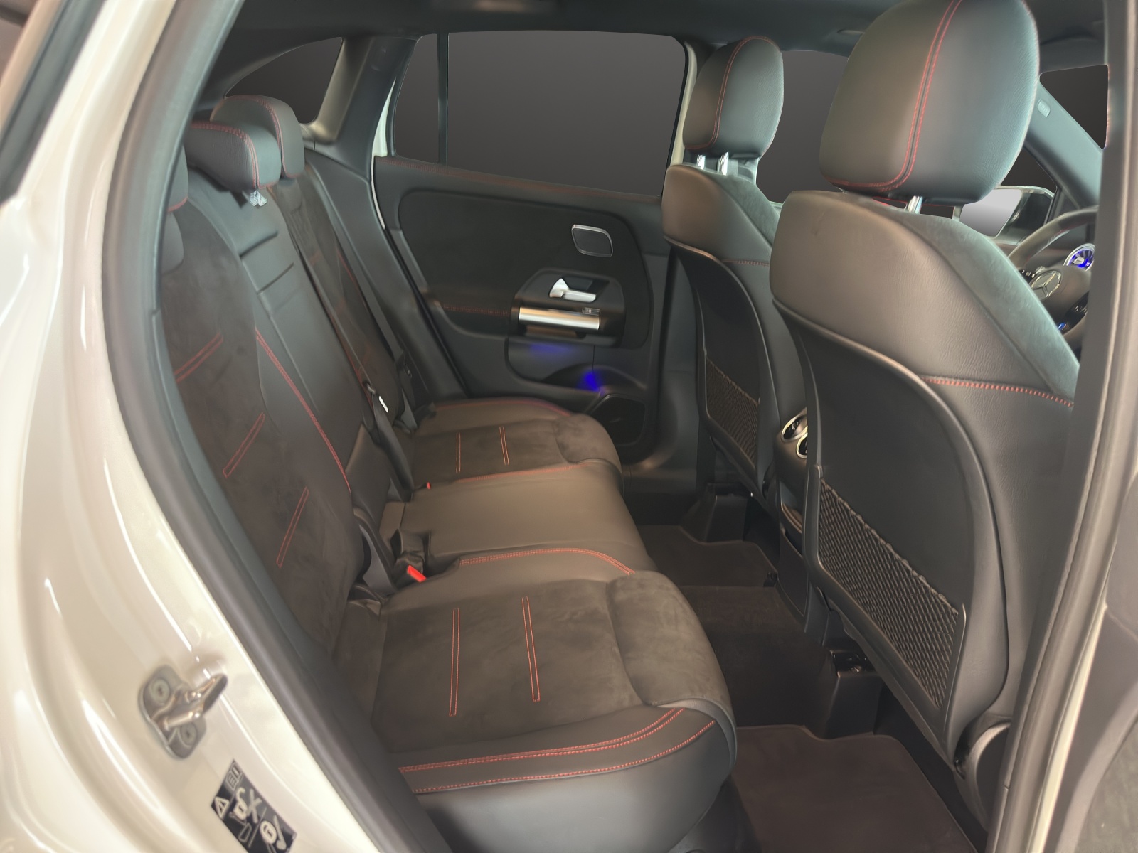 MERCEDES-BENZ GLA AMG 45 S 4M+8G-DCT-image-11