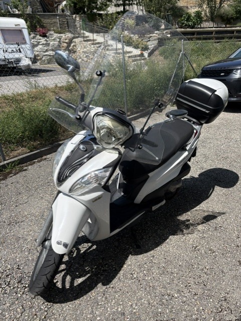 KYMCO People One 125 i-image-0