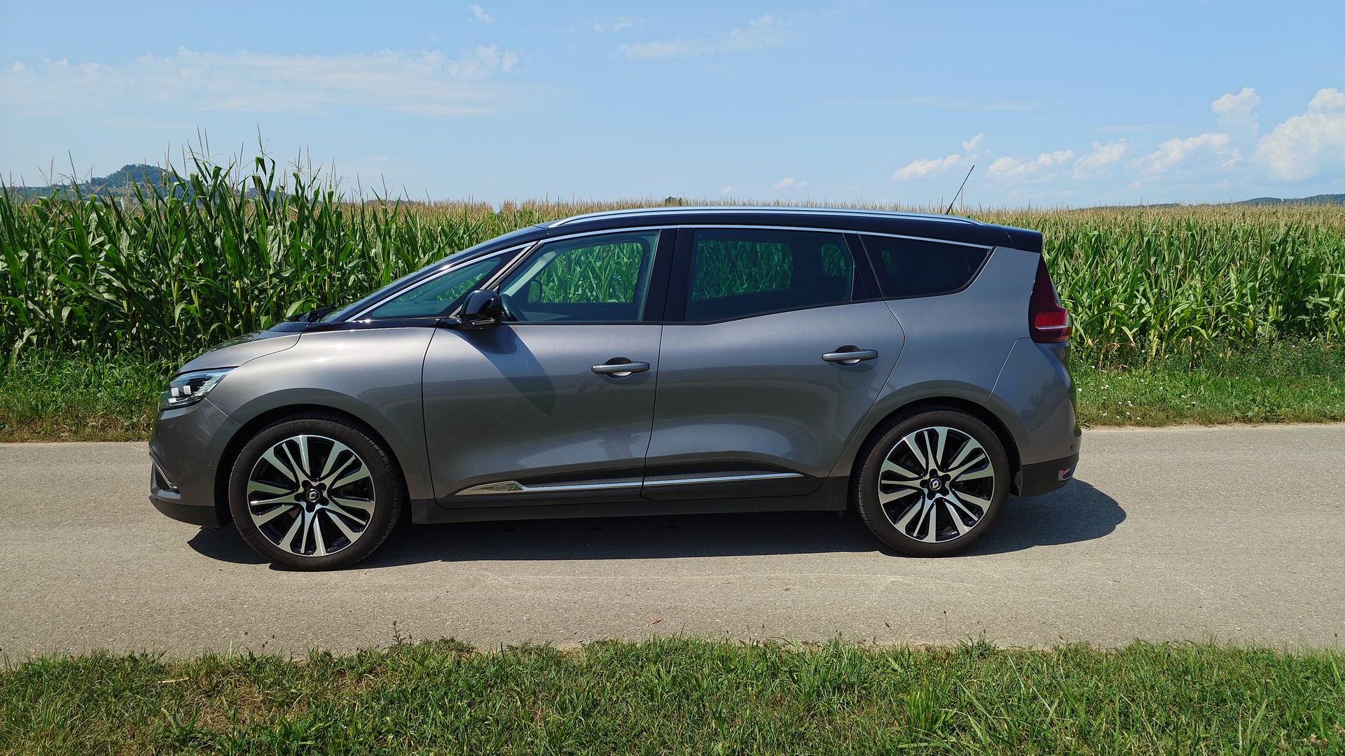RENAULT Grand Scénic 1.3 16V Turbo Initiale Paris EDC-showroom-element-1