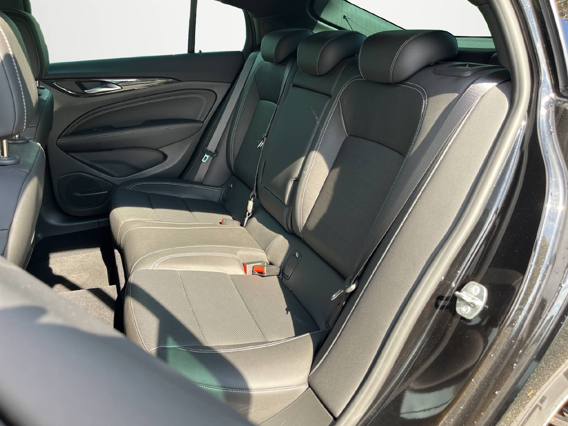 OPEL Insignia Grand Sport 1.6 T Excellence-image-11