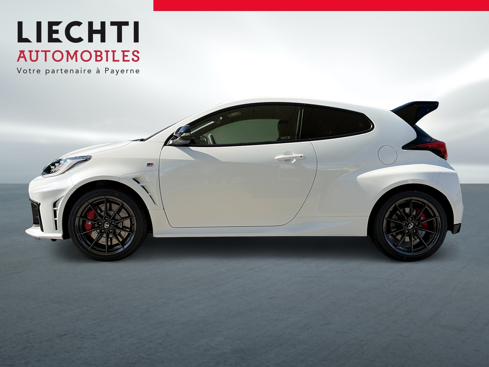 TOYOTA Yaris 1.6 GR Sport-showroom-element-1