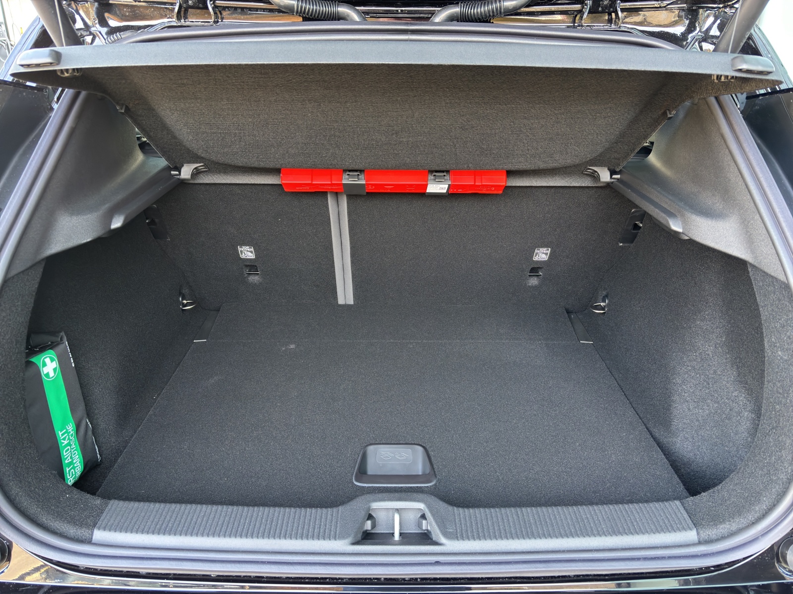 VOLVO EX30 CC E60 Twin Performance AWD-image-12