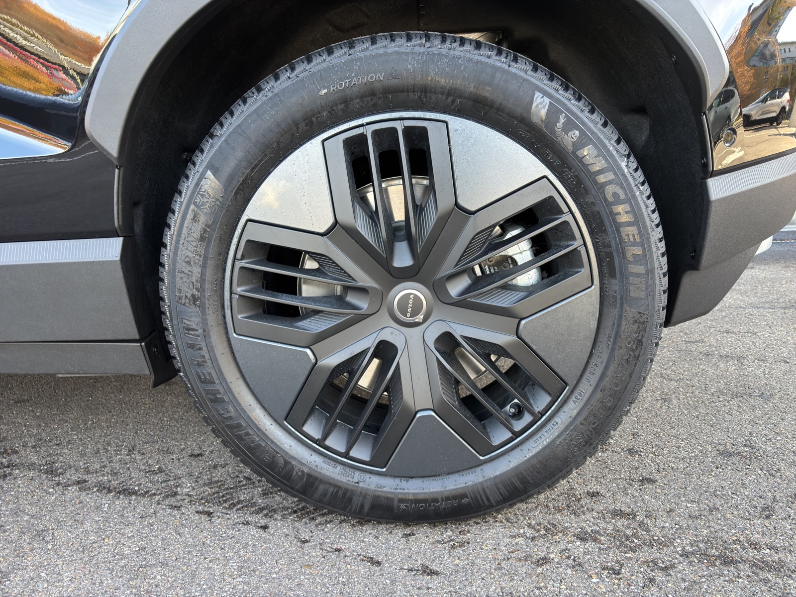 VOLVO EX30 CC E60 Twin Performance AWD-image-15