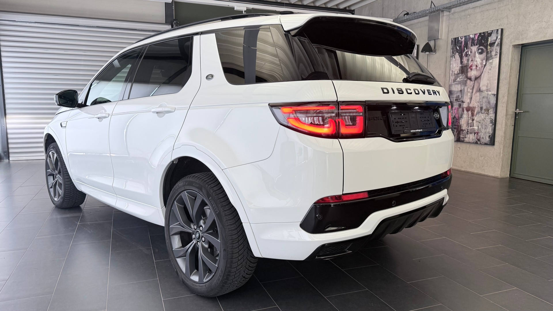 LAND ROVER Discovery Sport 2.0 Si4 250 R-Dynamic SE-image-22
