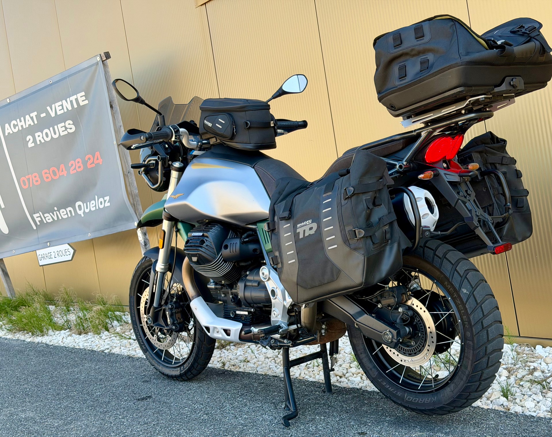 MOTO GUZZI V85 TT-image-11