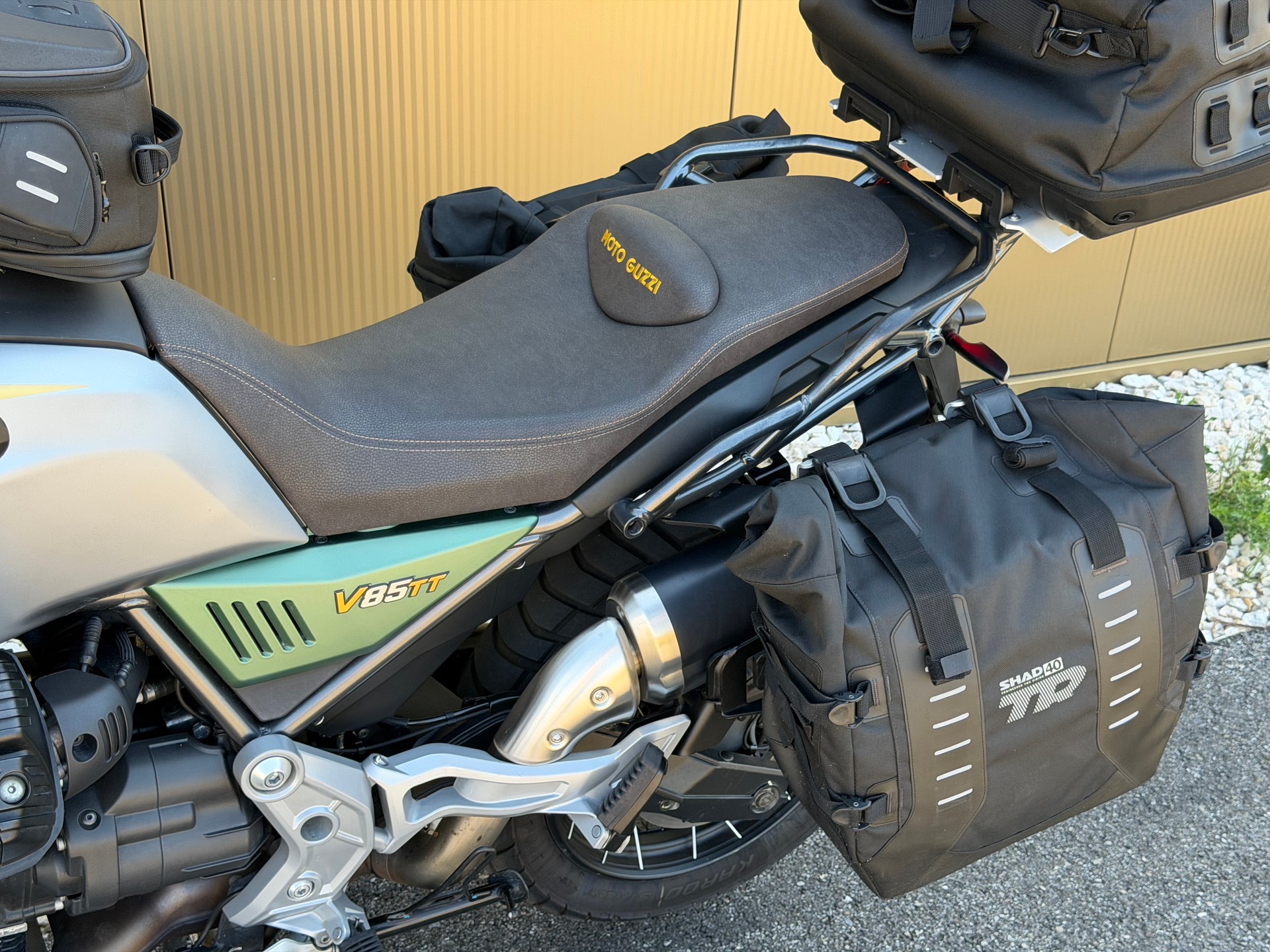 MOTO GUZZI V85 TT-image-14