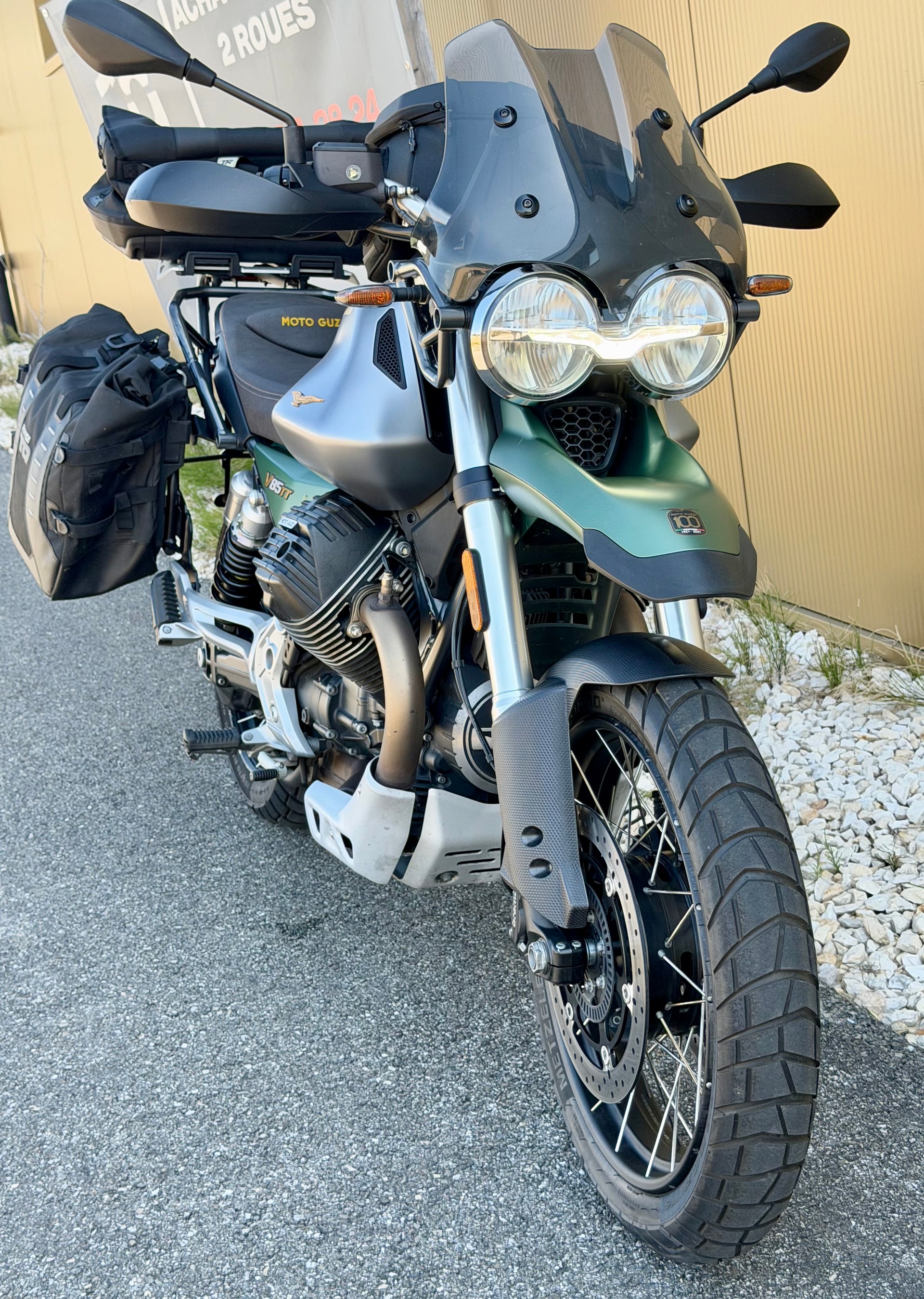 MOTO GUZZI V85 TT-image-0