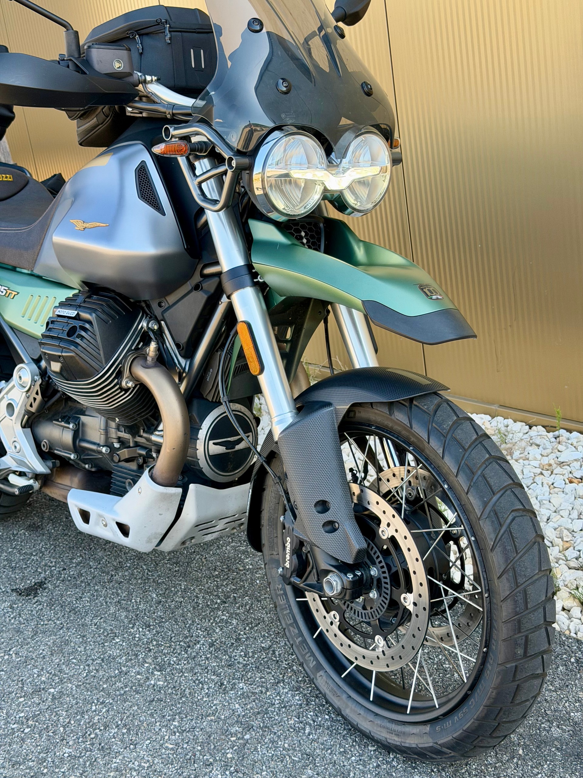 MOTO GUZZI V85 TT-image-1