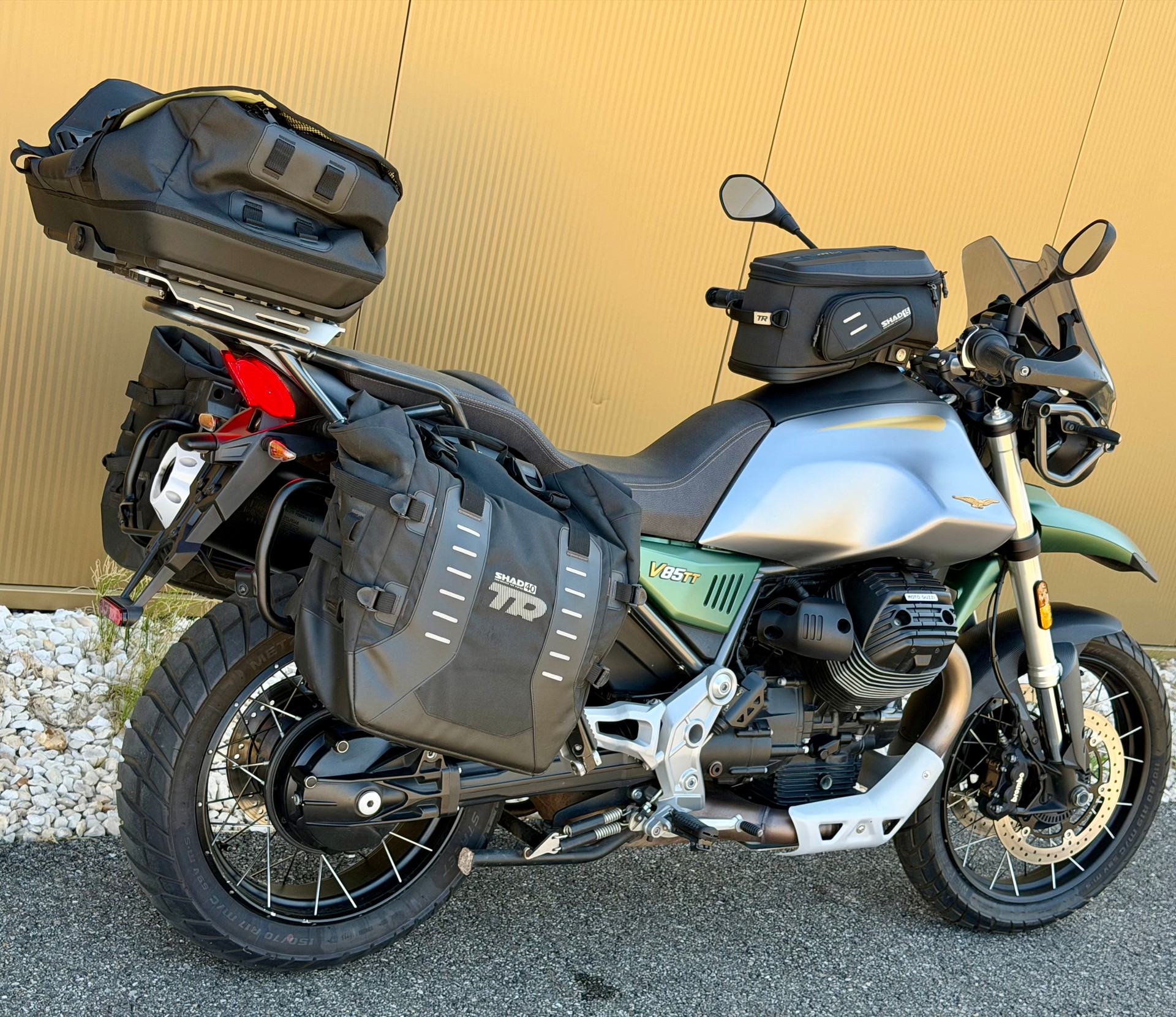 MOTO GUZZI V85 TT-image-4