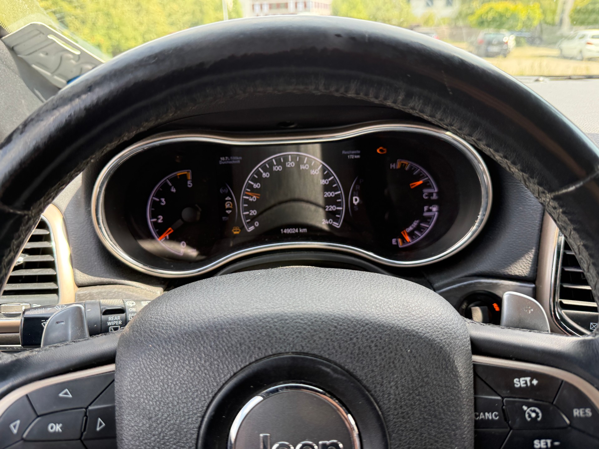 JEEP Grand Cherokee 3.0 CRD Overland Automatic-image-17