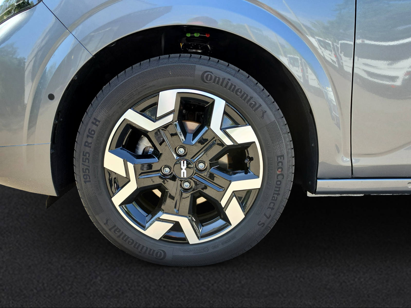 DACIA Sandero Journey TCe 100-image-8
