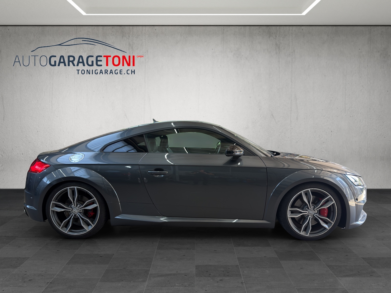 AUDI TTS Coupé 2.0 TFSI quattro S-tronic-image-4