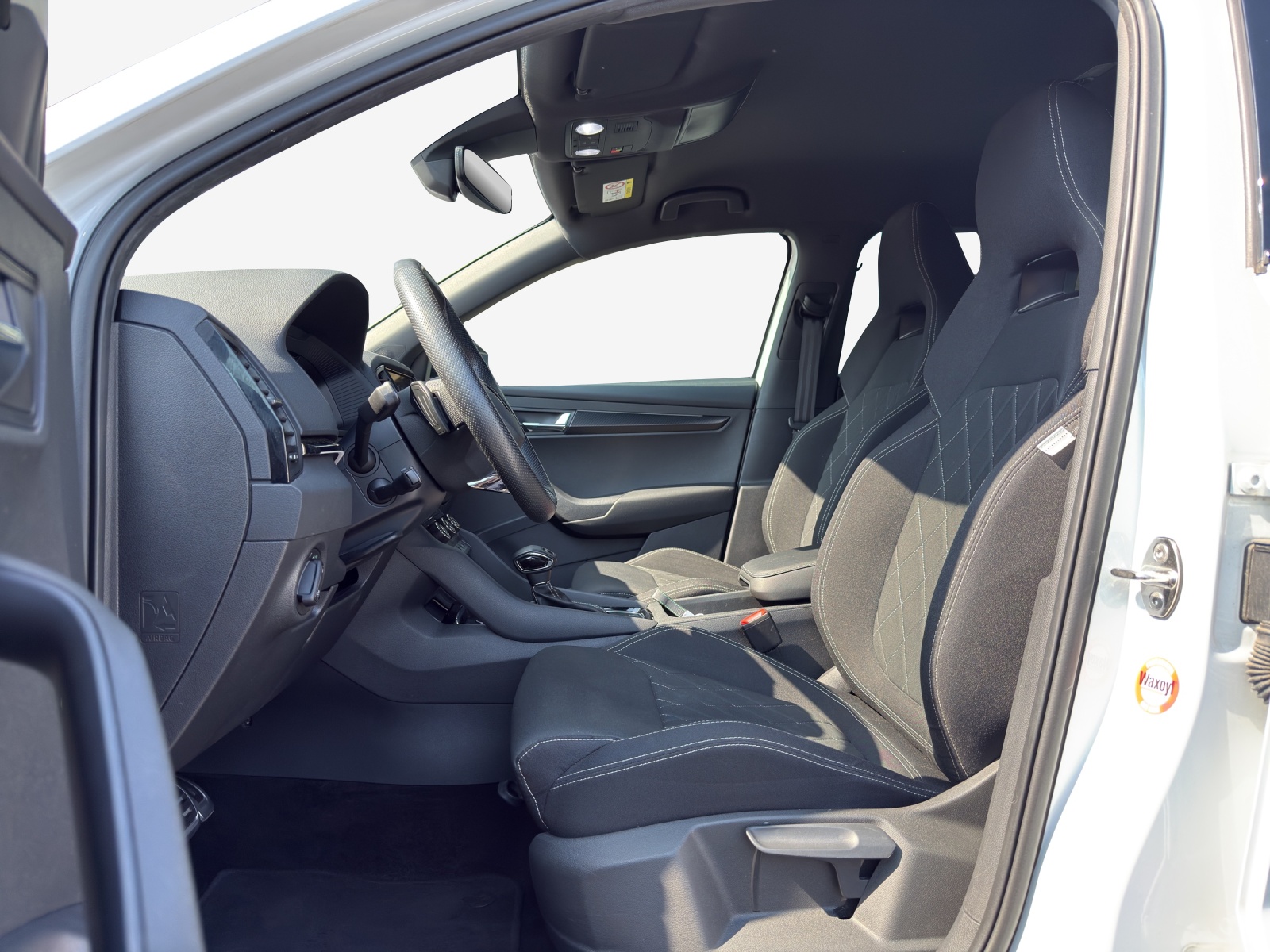SKODA Karoq 1.5 TSI SportLine DSG-image-7