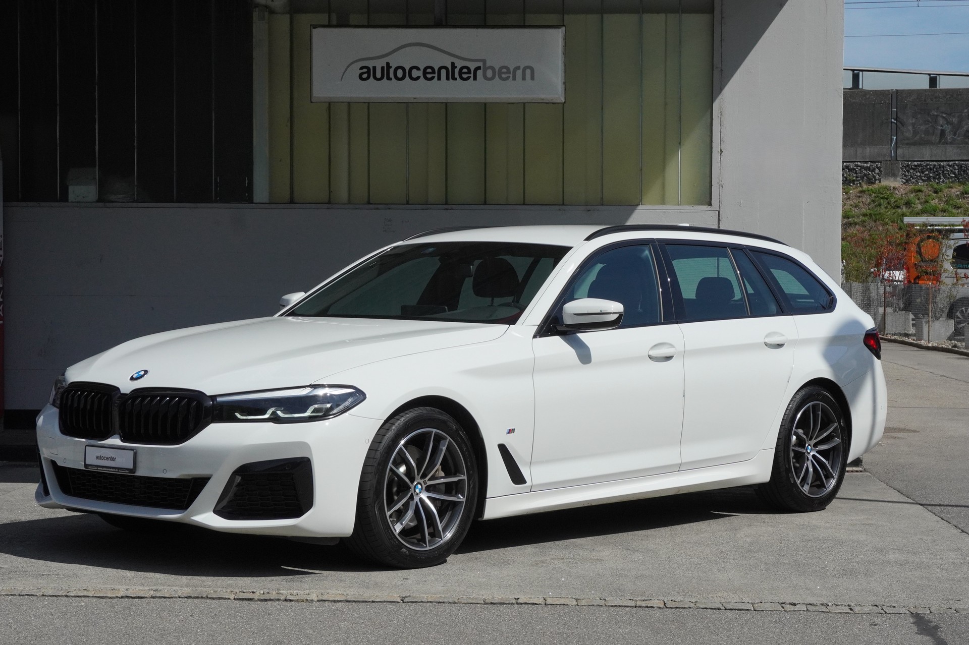 BMW 530i xDrive 48V Touring M Sport Steptronic