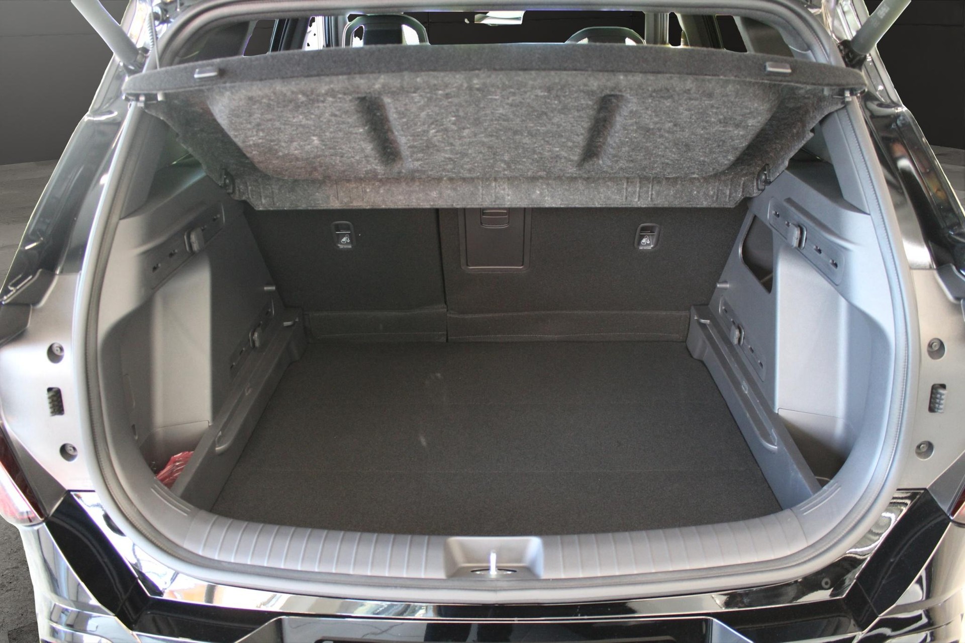 KIA Seltos 1.6 T-GDi GT-Line-image-11