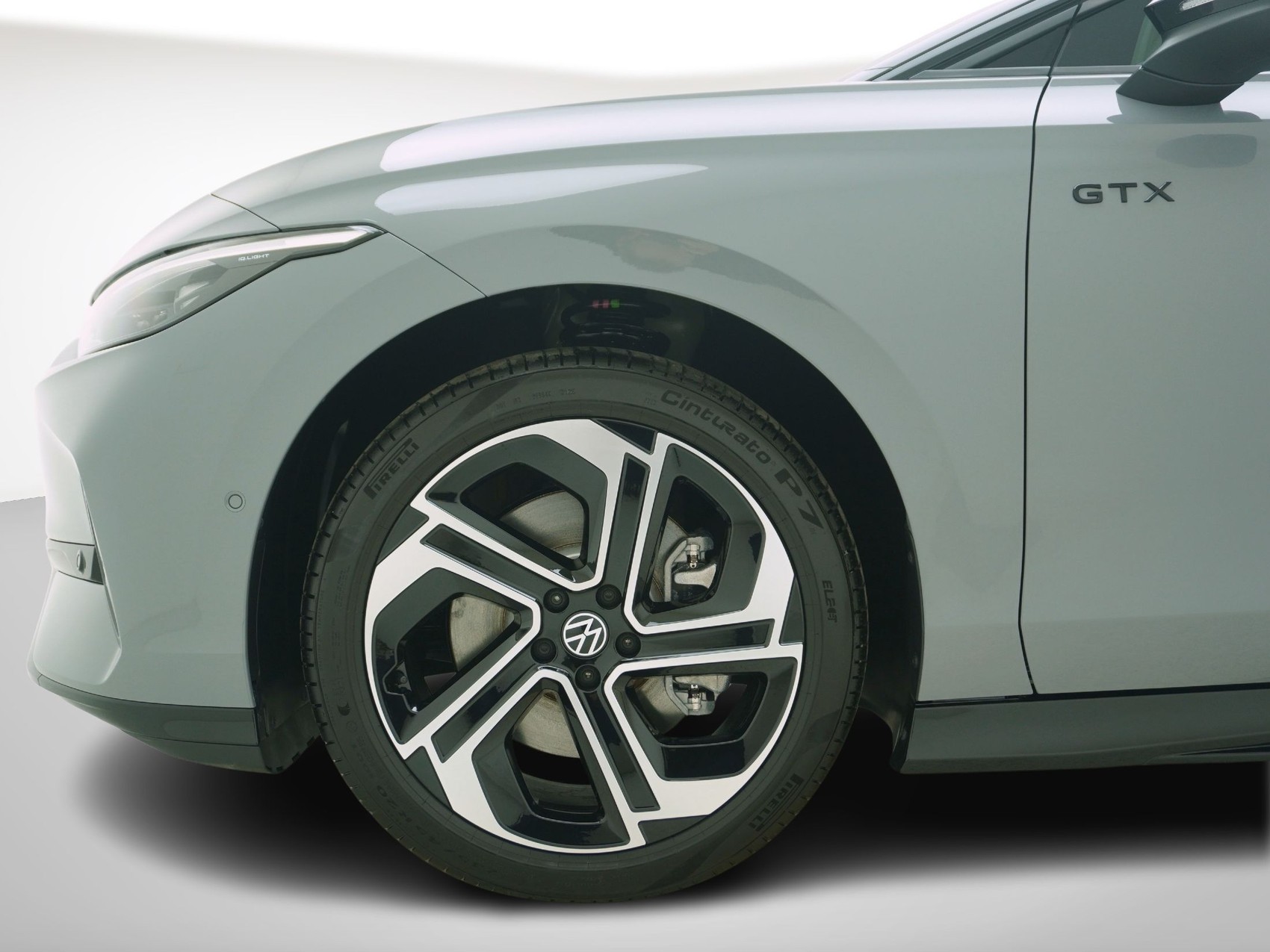 VW ID.7 Tourer 86 kWh GTX 4MOTION-image-9