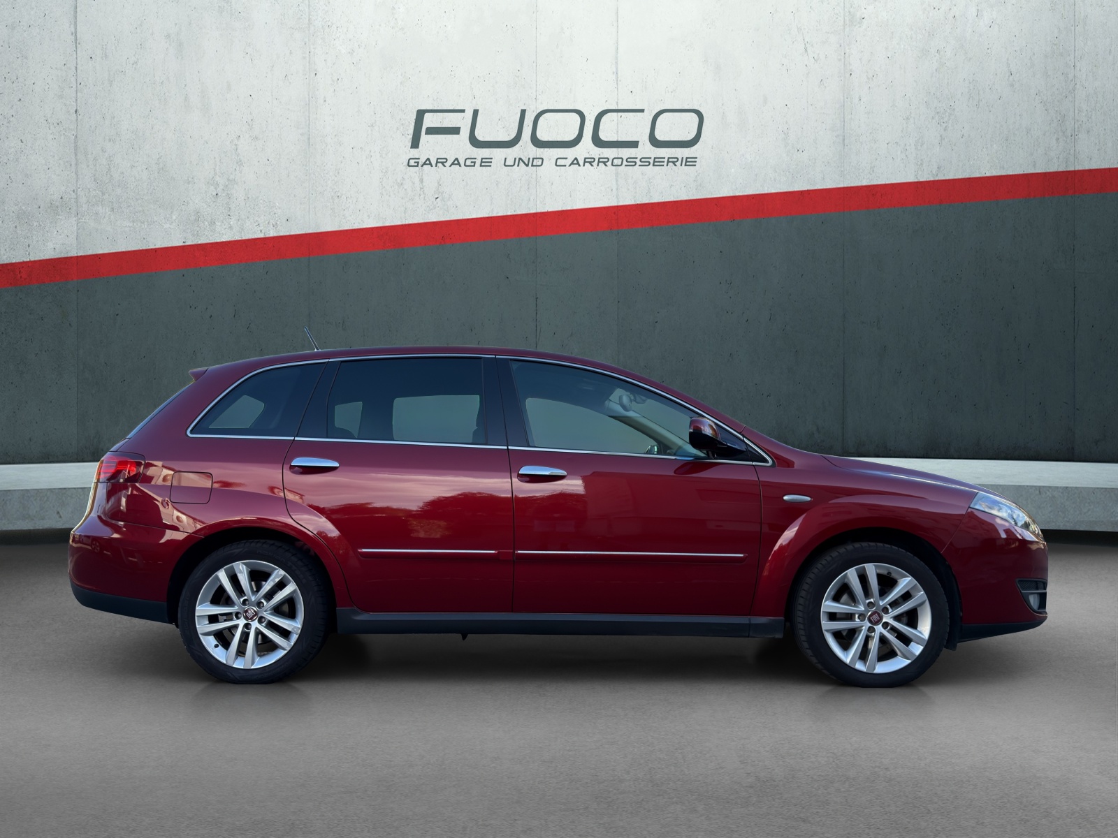 FIAT Croma 1.9 16V JTD Emotion-showroom-element-1