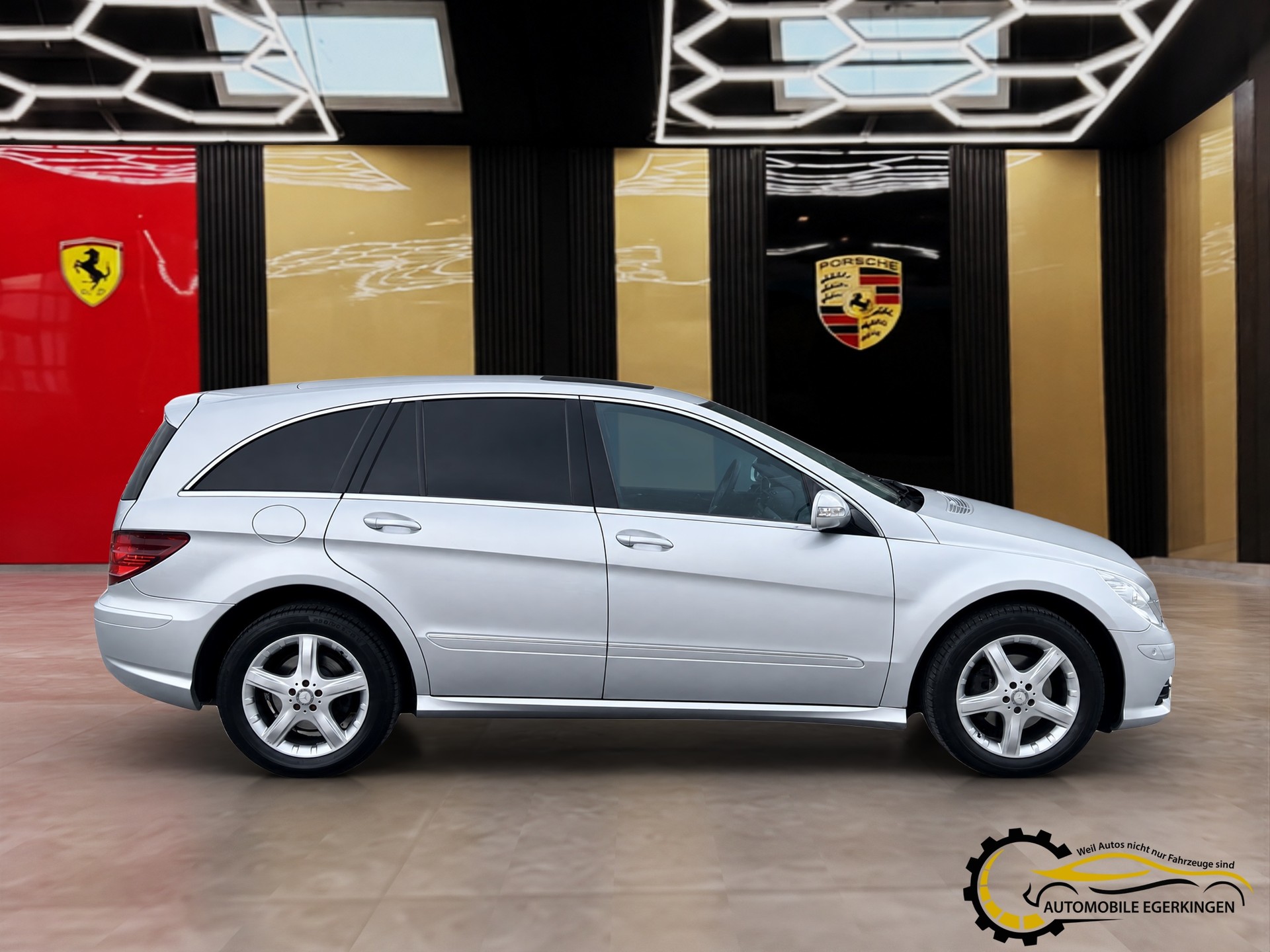 MERCEDES-BENZ R 320 CDI 4Matic 7G-Tronic-showroom-element-3