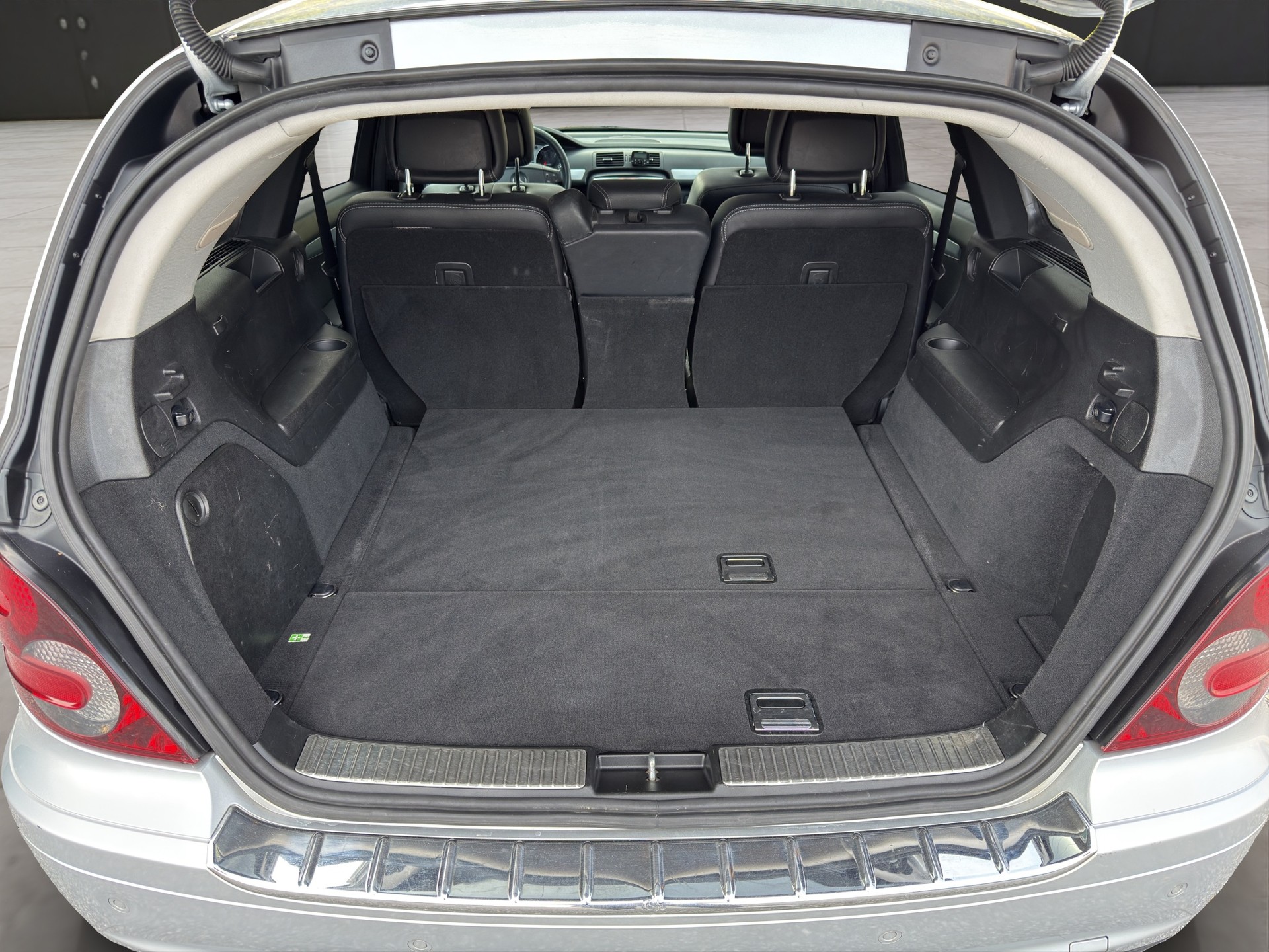 MERCEDES-BENZ R 320 CDI 4Matic 7G-Tronic-image-14