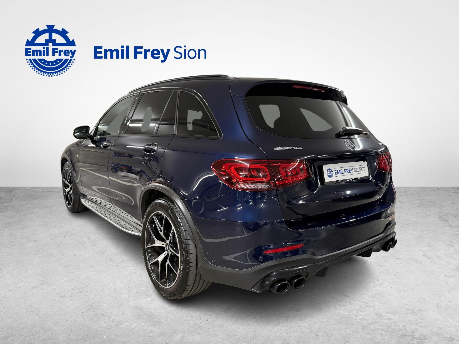 MERCEDES-BENZ GLC 43 AMG 4m-showroom-element-3