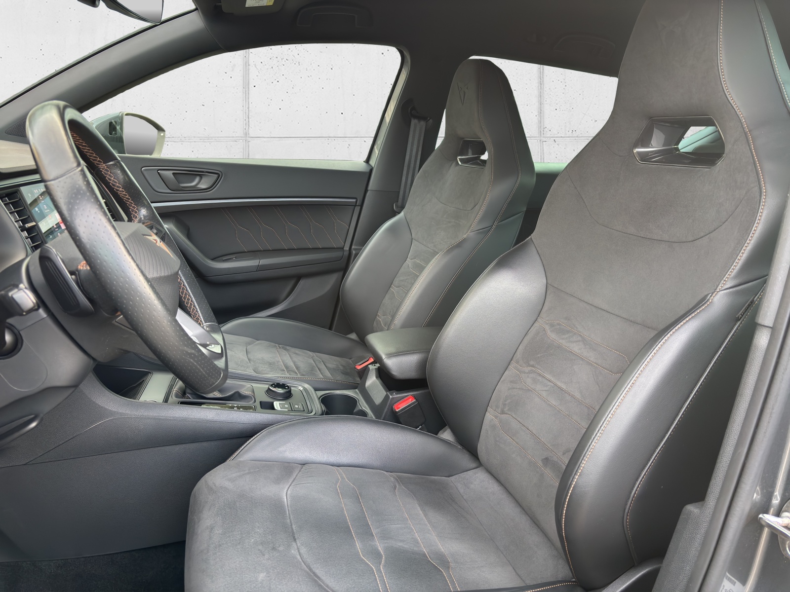 CUPRA Ateca 2.0TSI VZ 4Drive DSG mit AHK & elektr. Ledersitze mit Memory-image-27